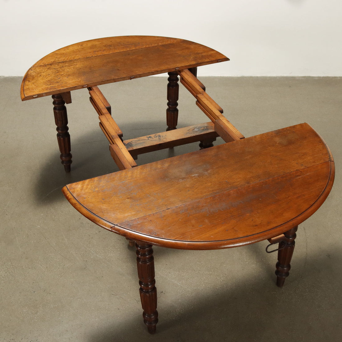  | Antiques  Tables
