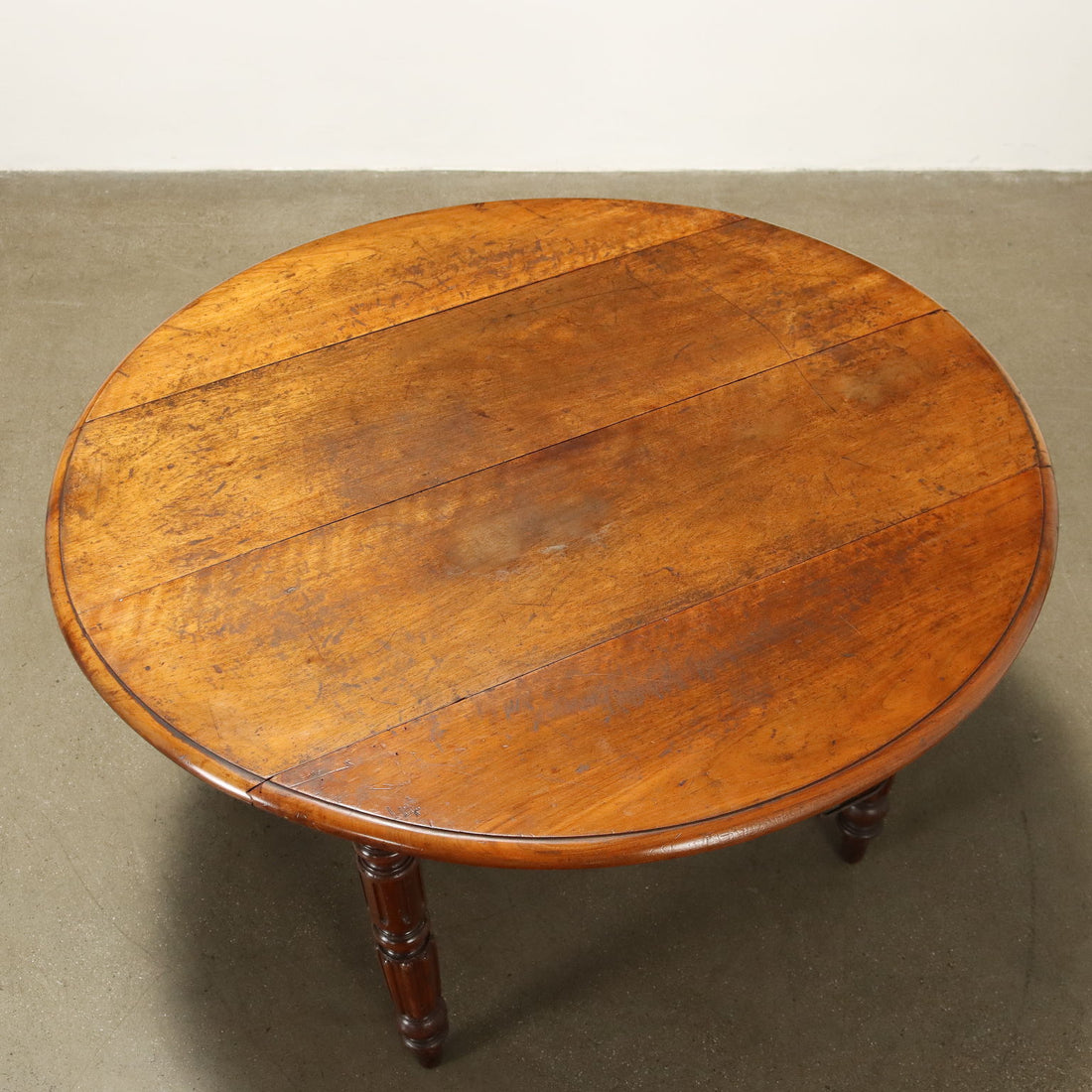  | Antiques  Tables