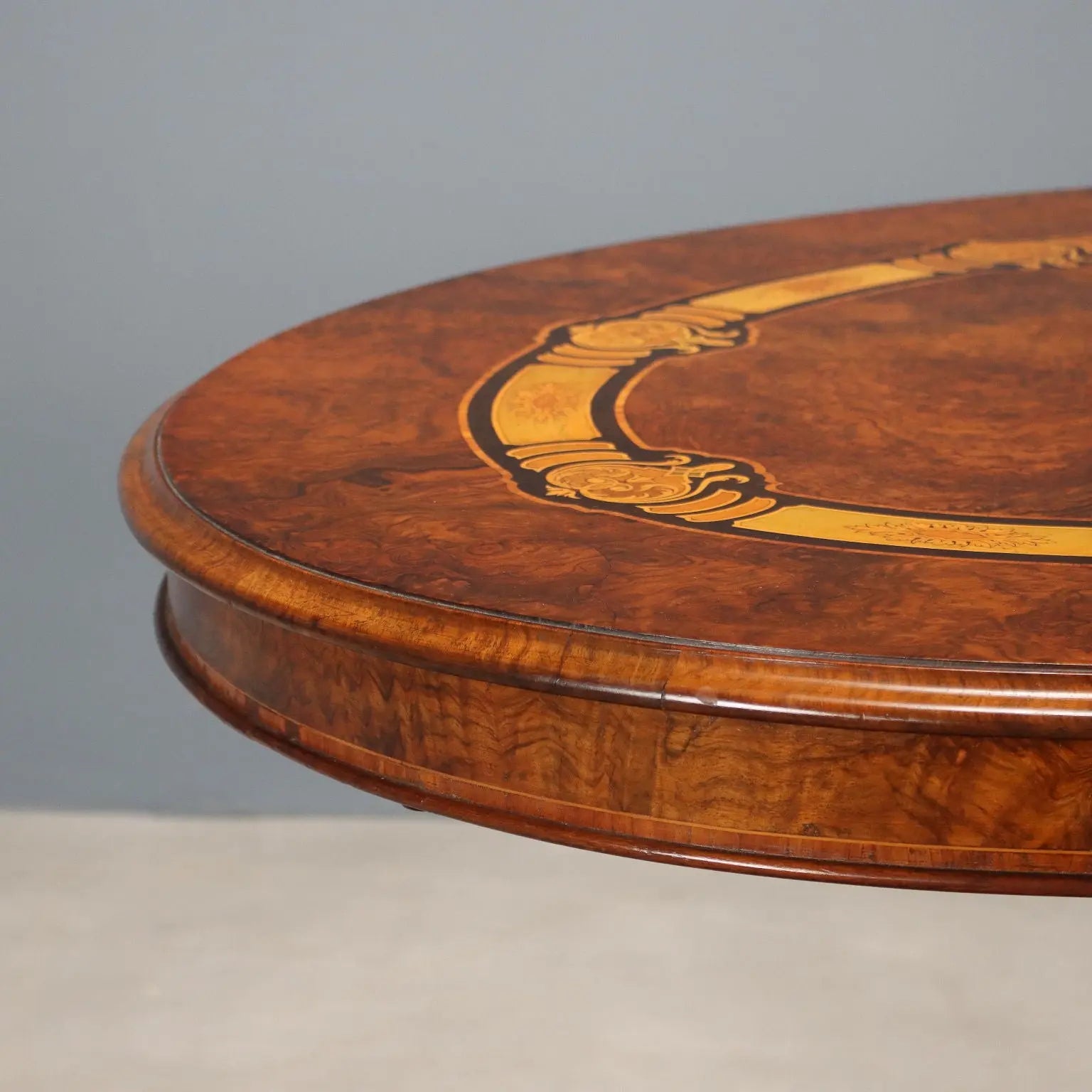 Mahogany Tilt-Top Table - England, 19th Century