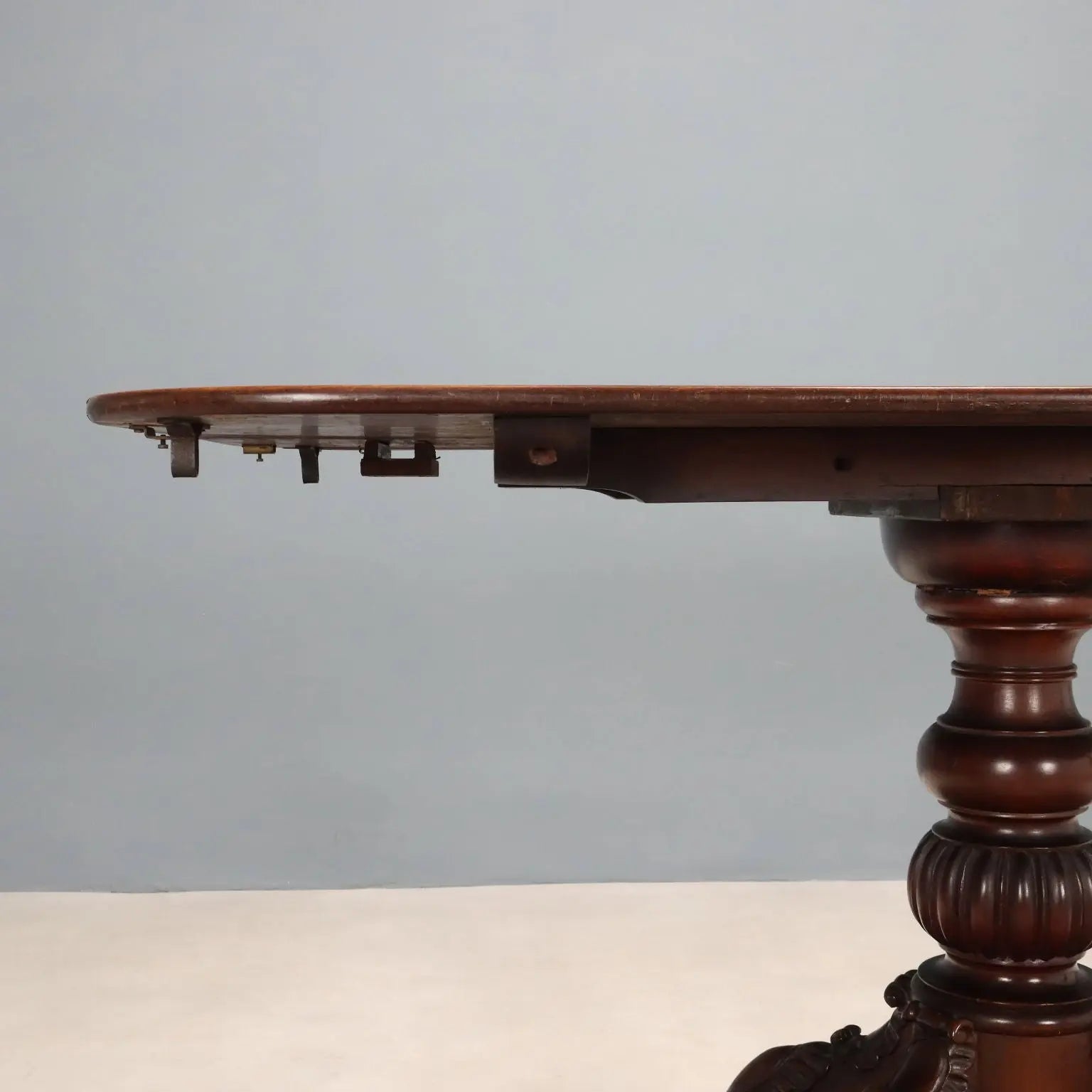 Antique Victorian Tables Mahogany England XIX Century - England, XIX Century | Antiques | Tables
