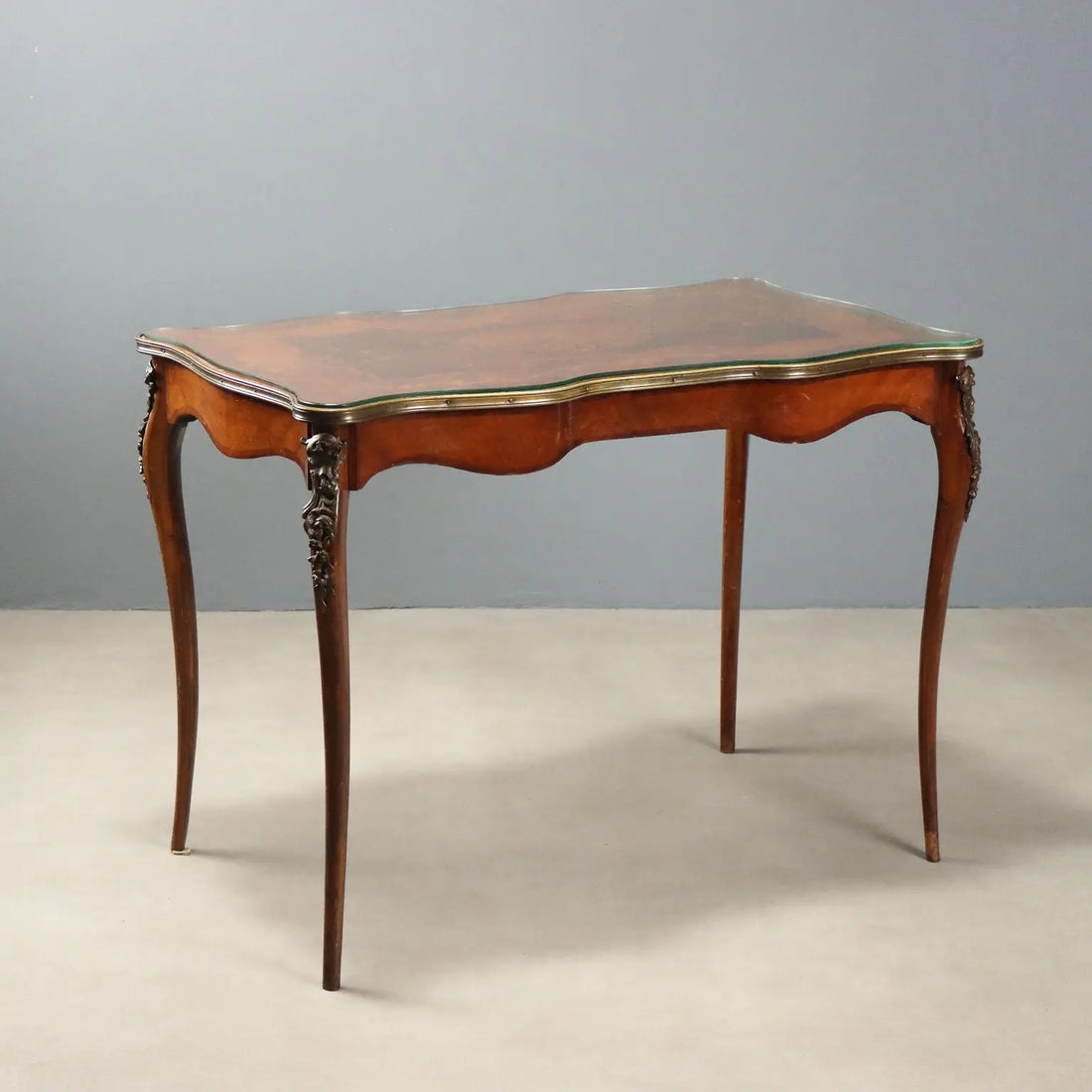 Small Antique Table Various Wood Essences United Kingdom XX Century