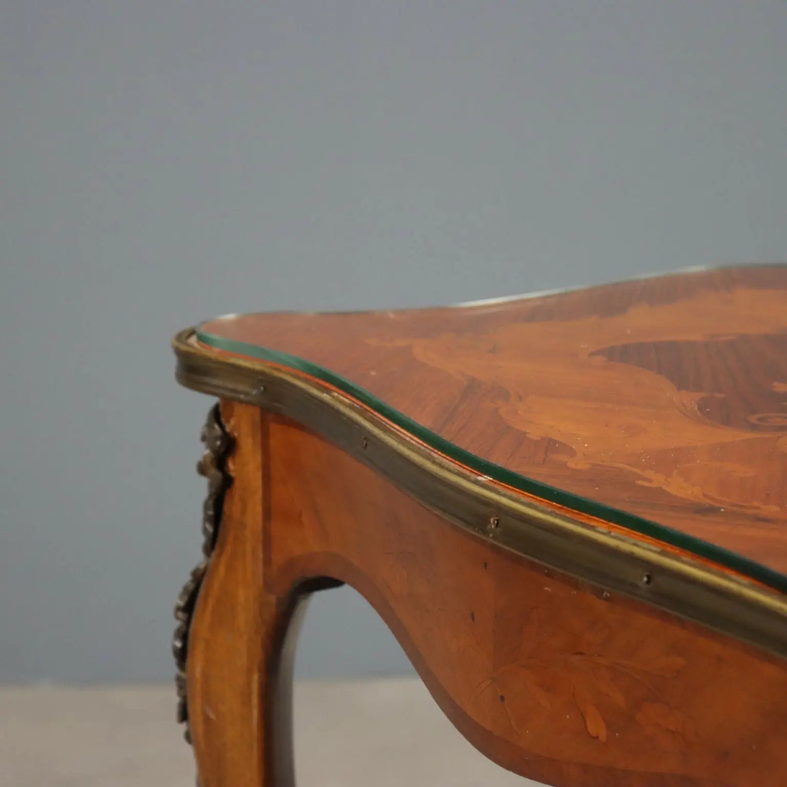 Small Antique Table Various Wood Essences United Kingdom XX Century