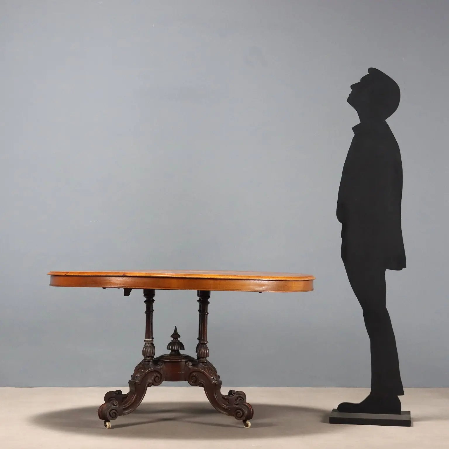 Antique Table Mahogany Mahogany Burl XIX Century - England, XIX Century | Antiques | Tables