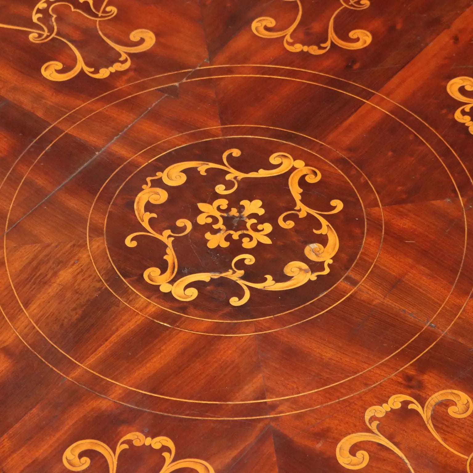 Carlo X Mahogany Table with Inlays - Italy, 19th Century