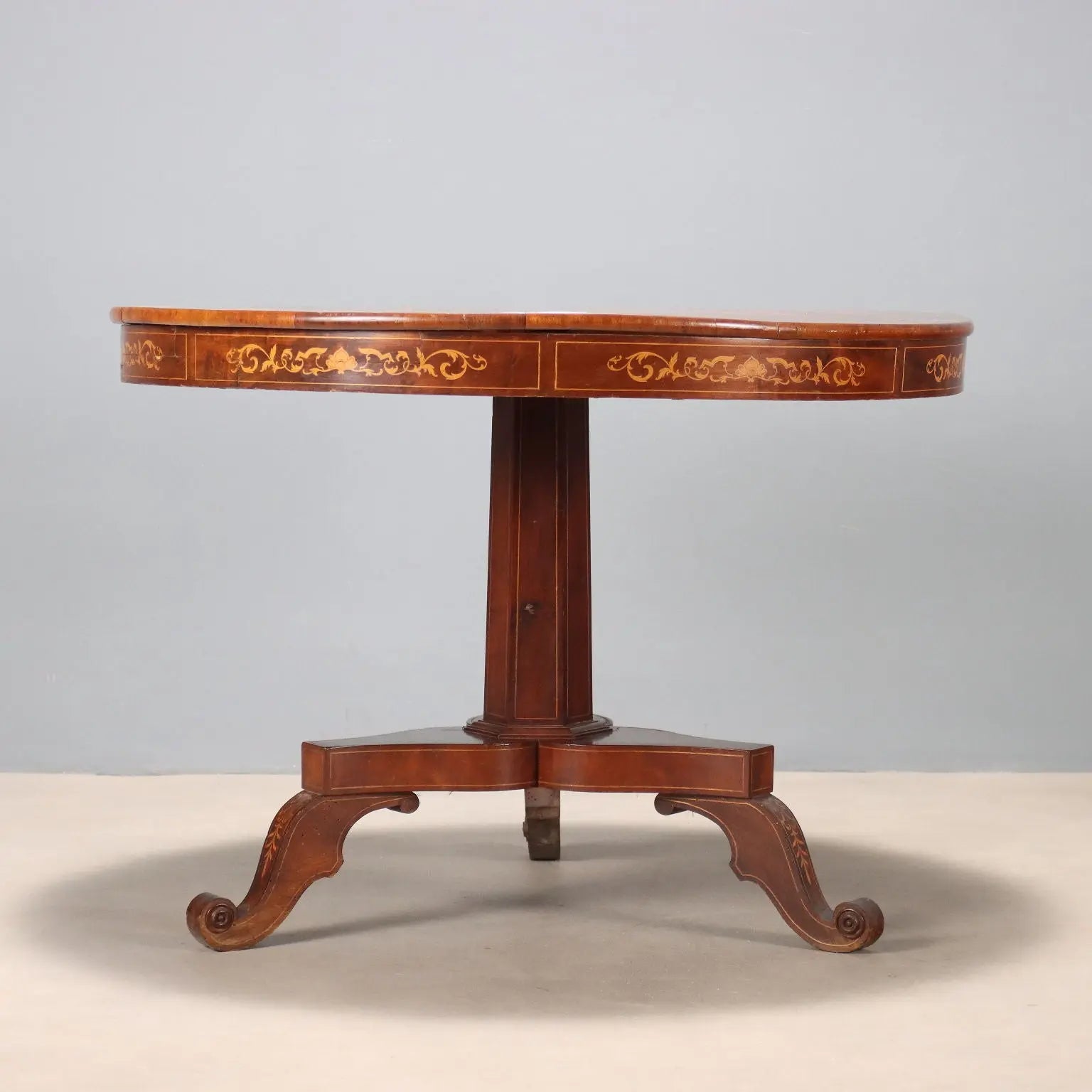 Carlo X Mahogany Table with Inlays - Italy, 19th Century