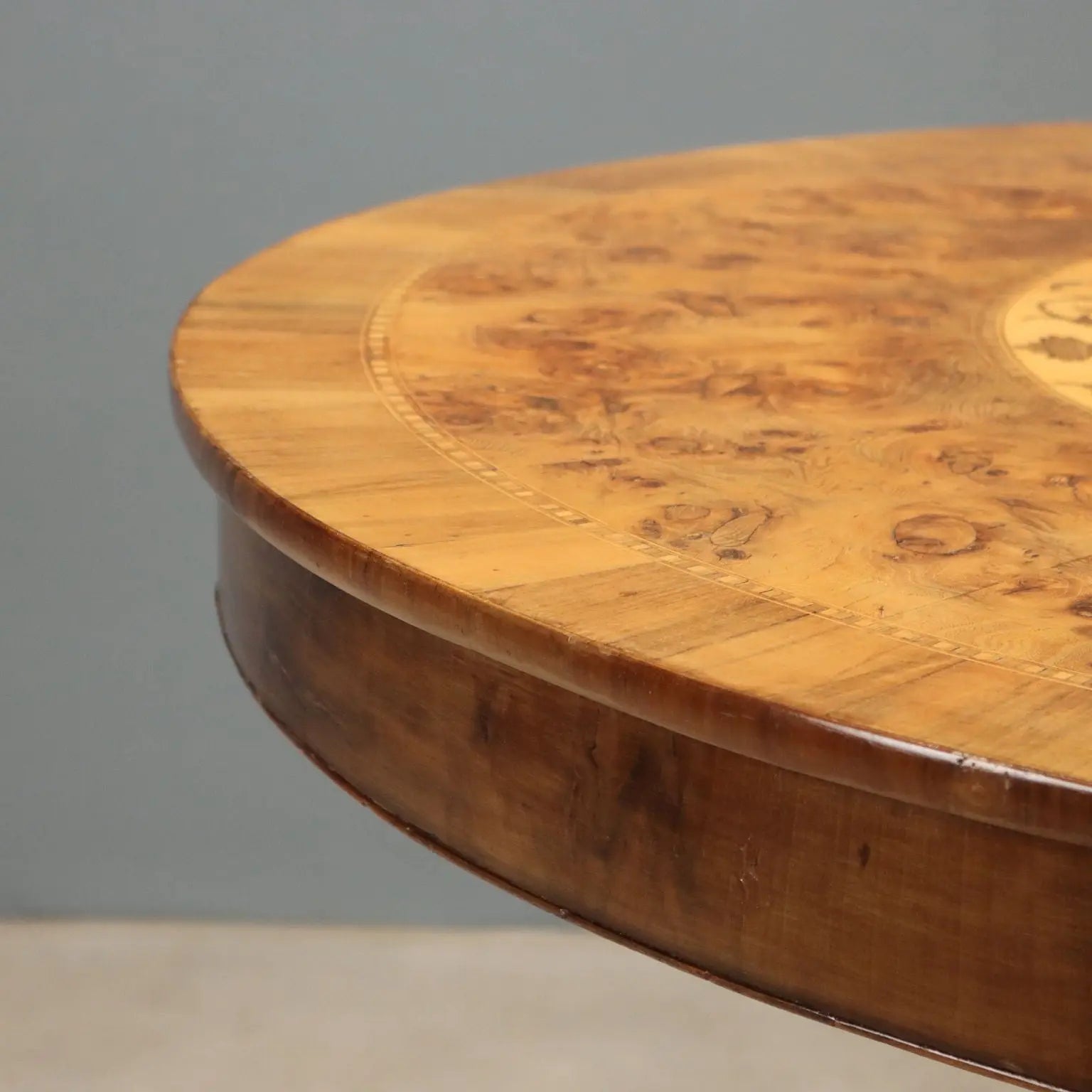 Round Walnut Table with Inlay, 19th Century