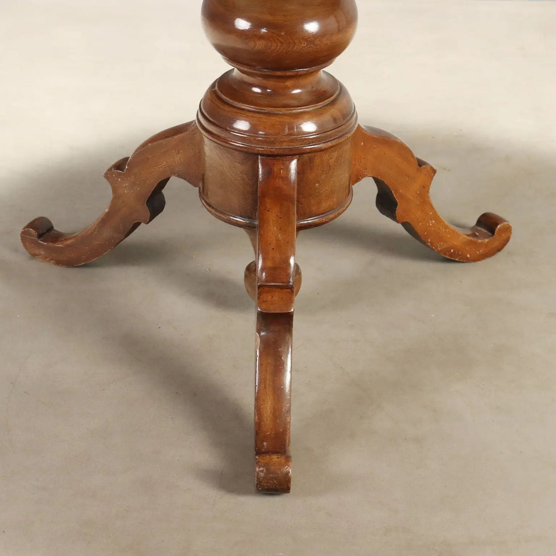 Round Walnut Table with Inlay, 19th Century
