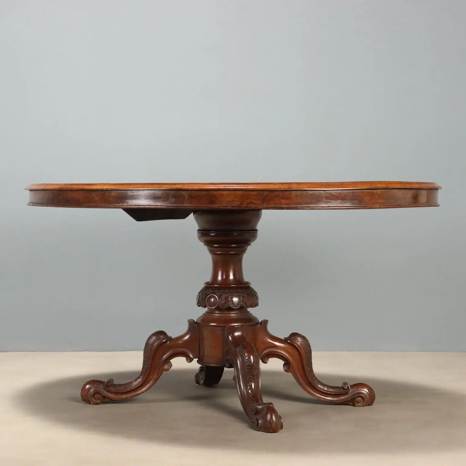 Inlaid Mahogany Tilt-Top Table, England 1800s