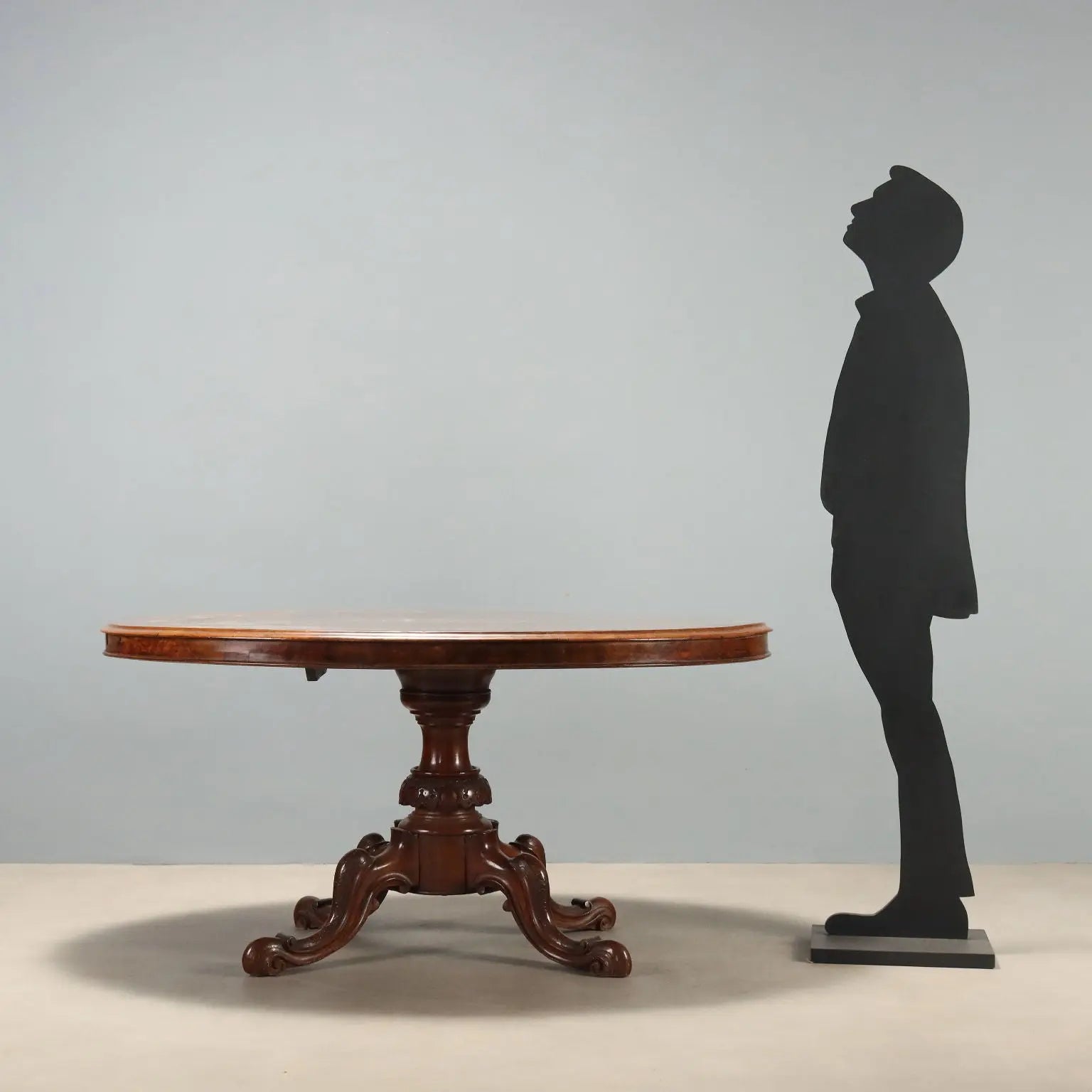 Inlaid Mahogany Tilt-Top Table, England 1800s