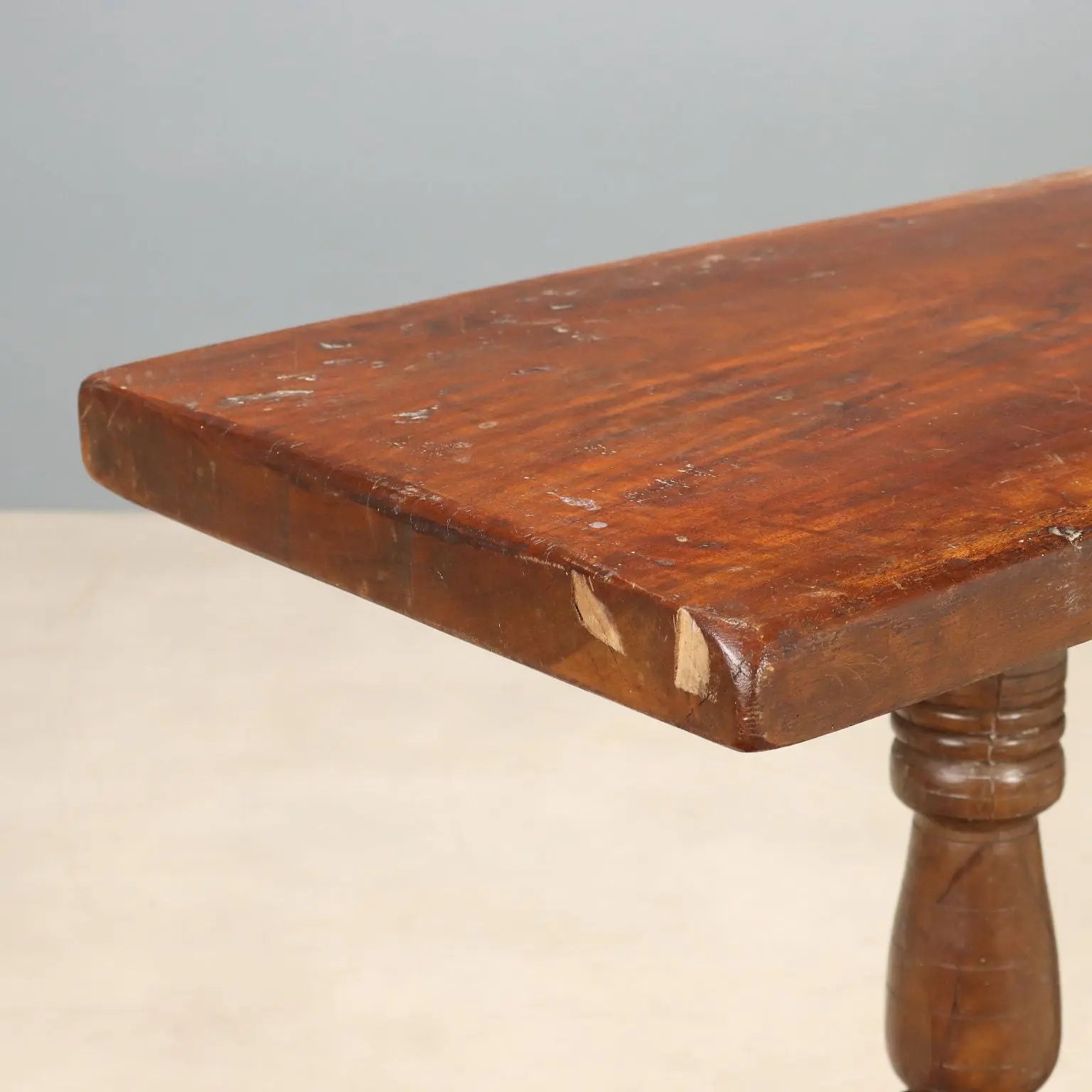 Antique Table Walnut Shaped Feet Italy XX Century