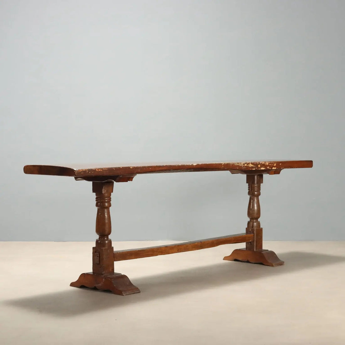 Antique Table Walnut Shaped Feet Italy XX Century