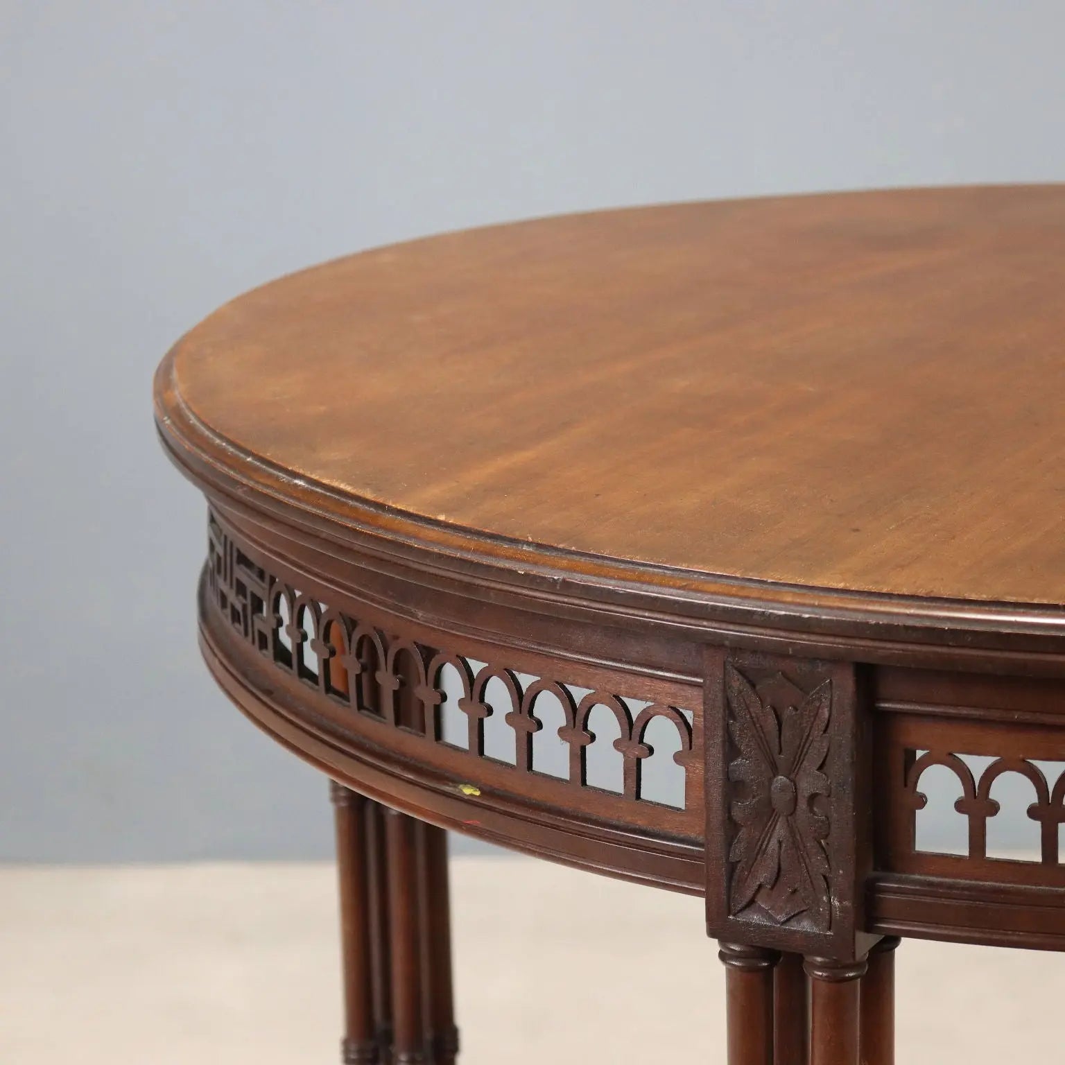 Round Mahogany Table England Early 20th Century