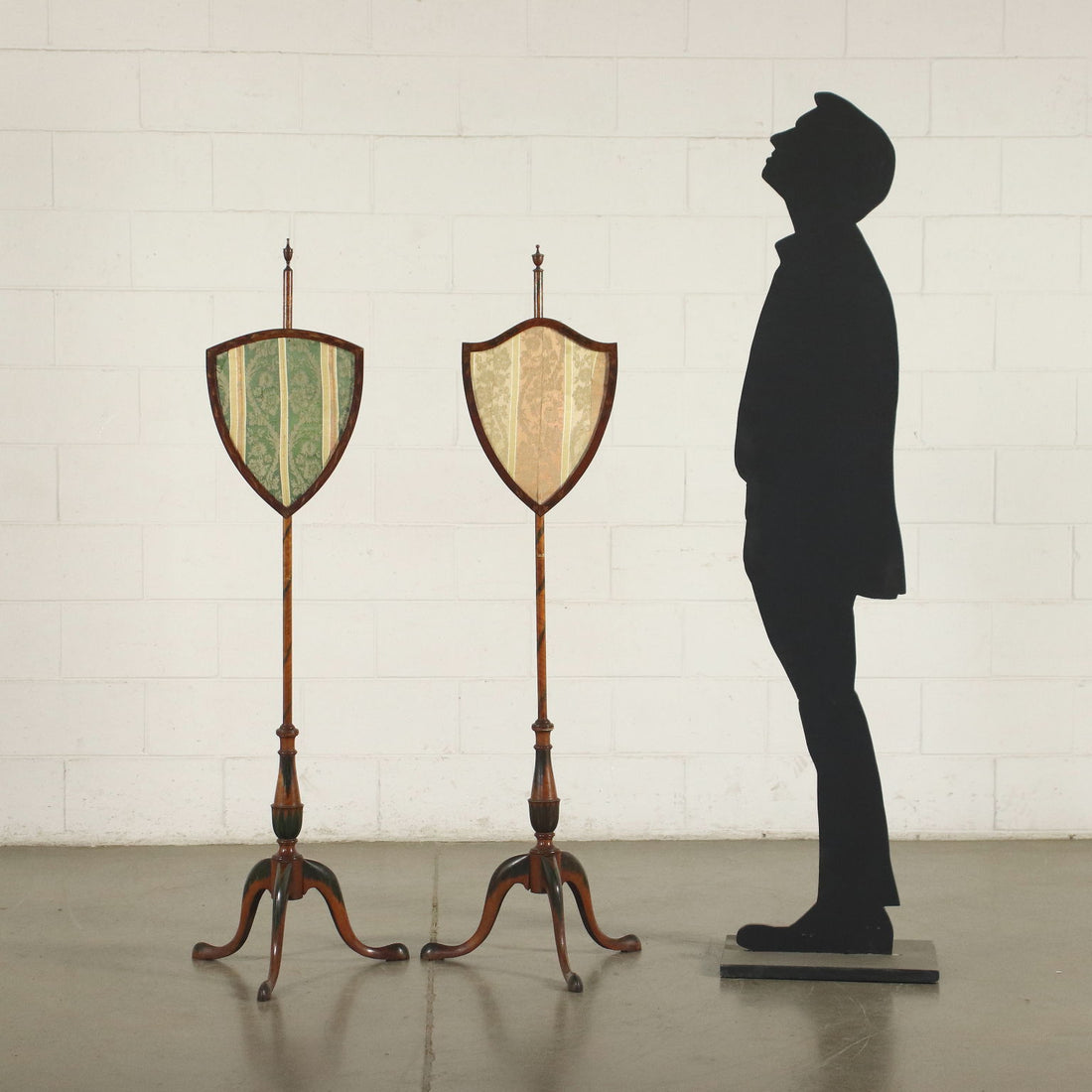  | Antiques  Side & Coffee Tables