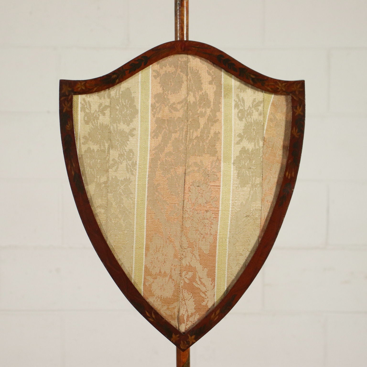  | Antiques  Side & Coffee Tables