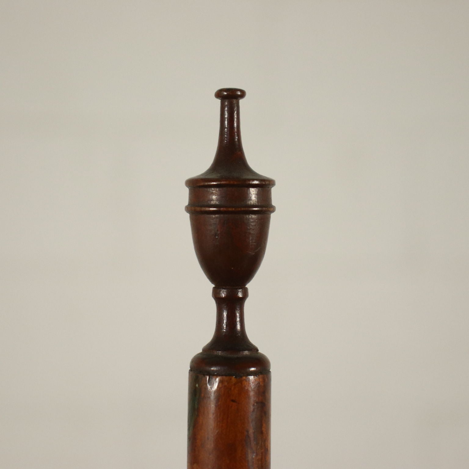  | Antiques  Side & Coffee Tables