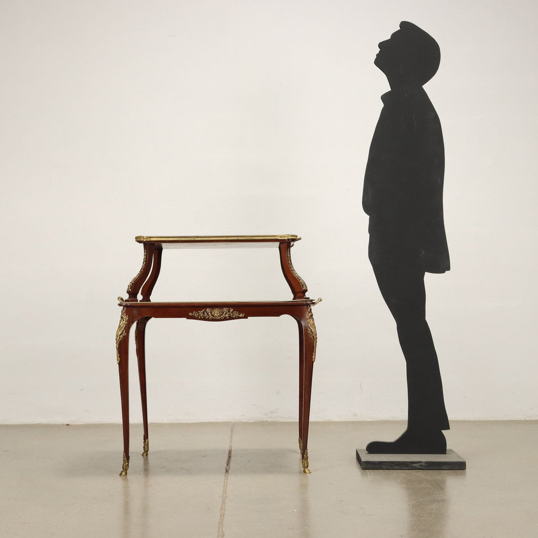  | Antiques  Side & Coffee Tables