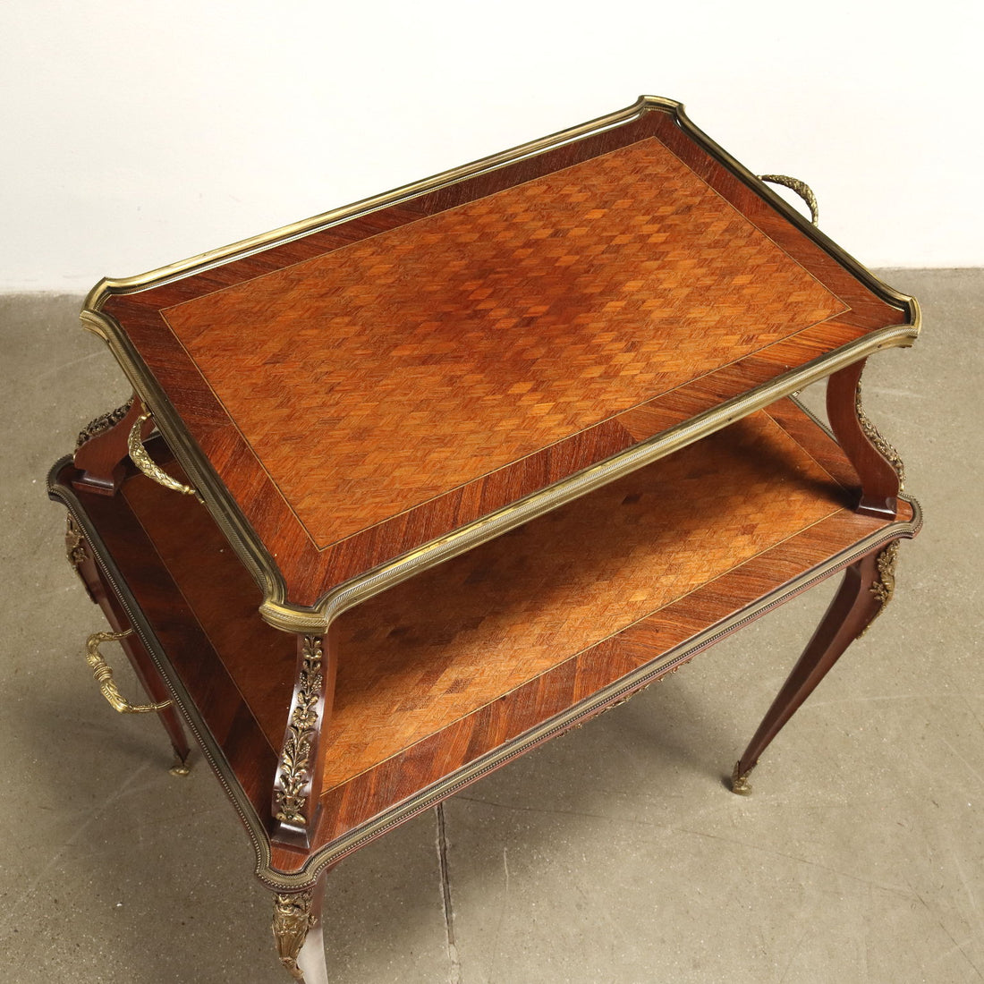  | Antiques  Side & Coffee Tables