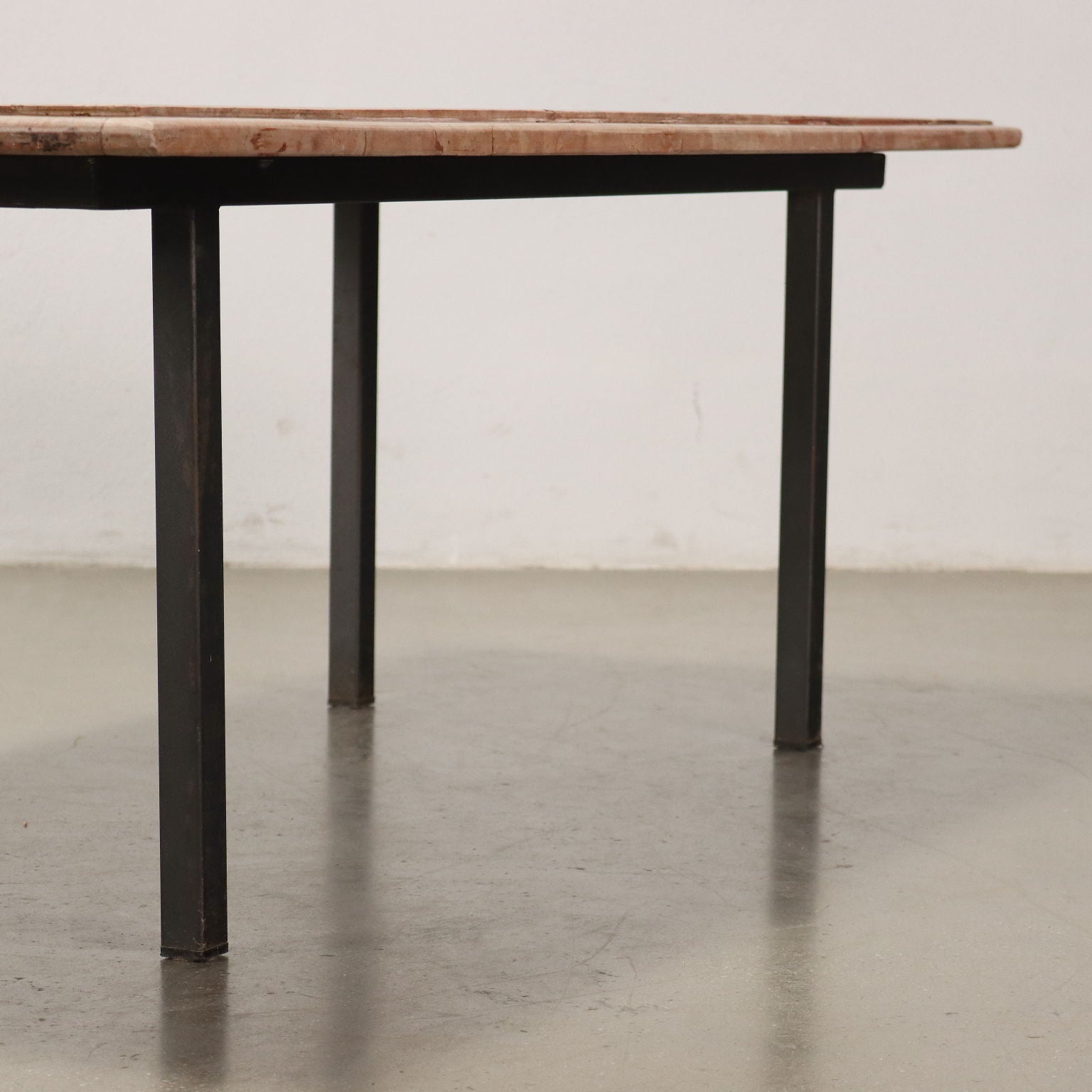  | Antiques  Side & Coffee Tables