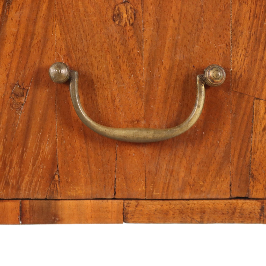  | Antiques  Side & Coffee Tables