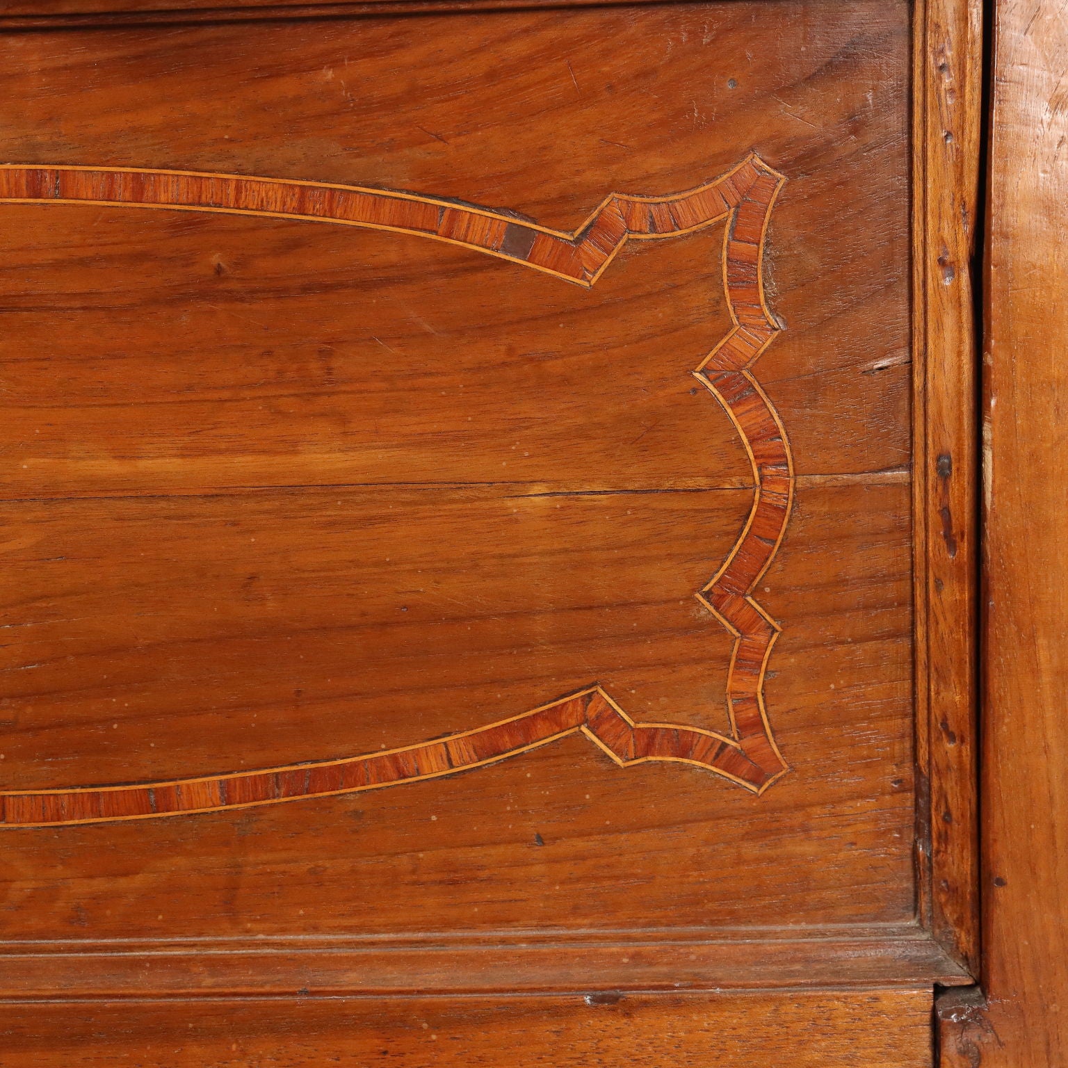  | Antiques  Side & Coffee Tables