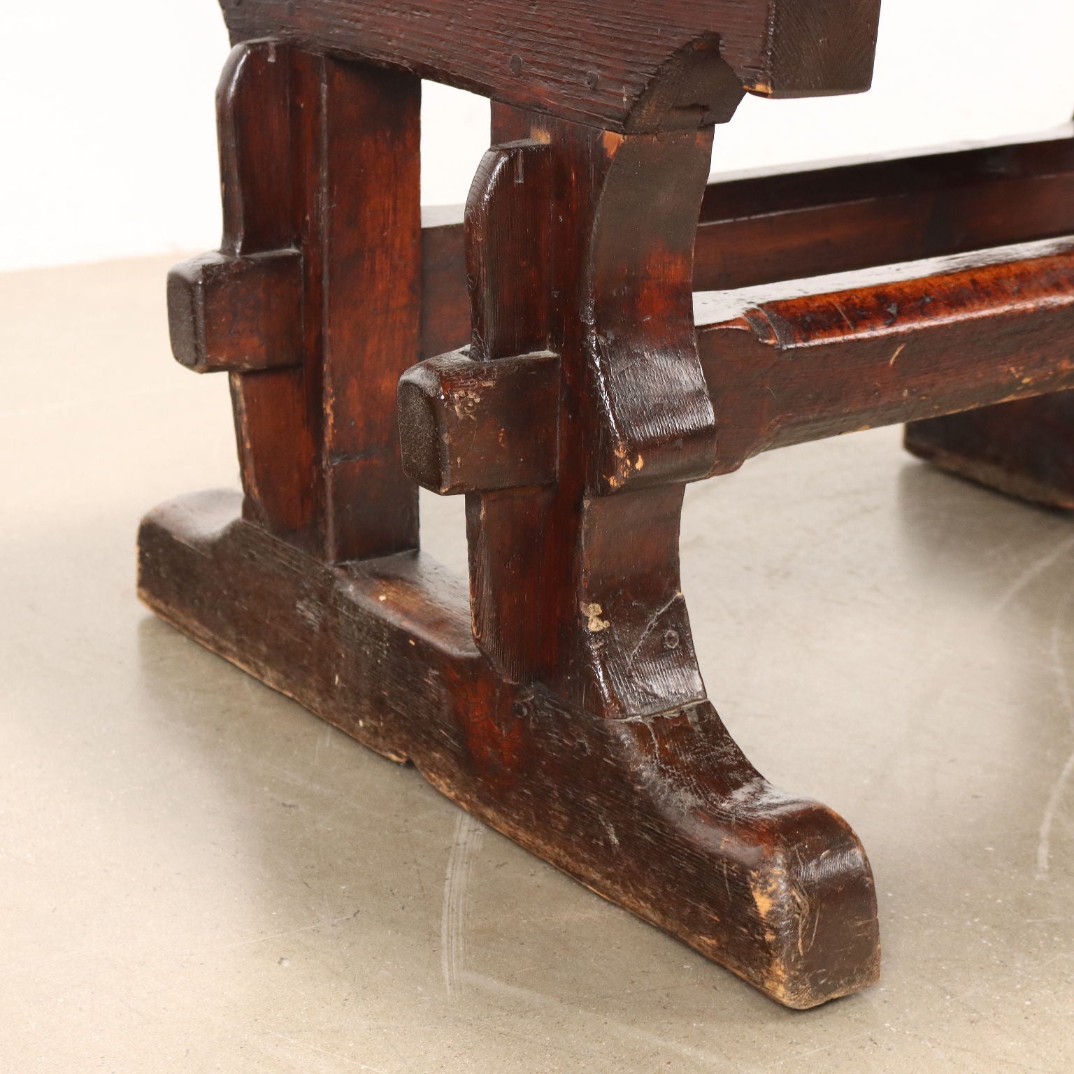  | Antiques  Side & Coffee Tables