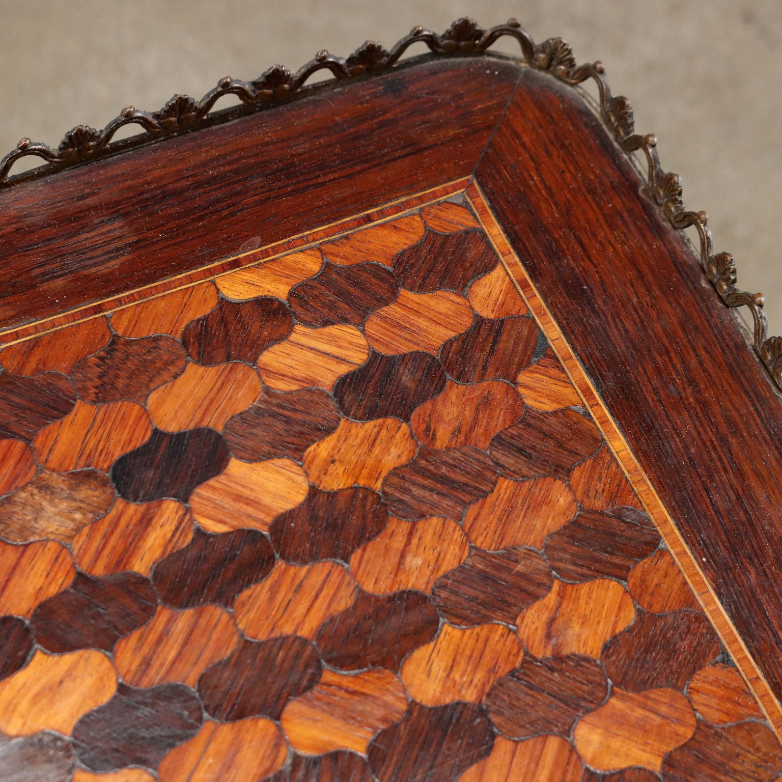  | Antiques  Side & Coffee Tables