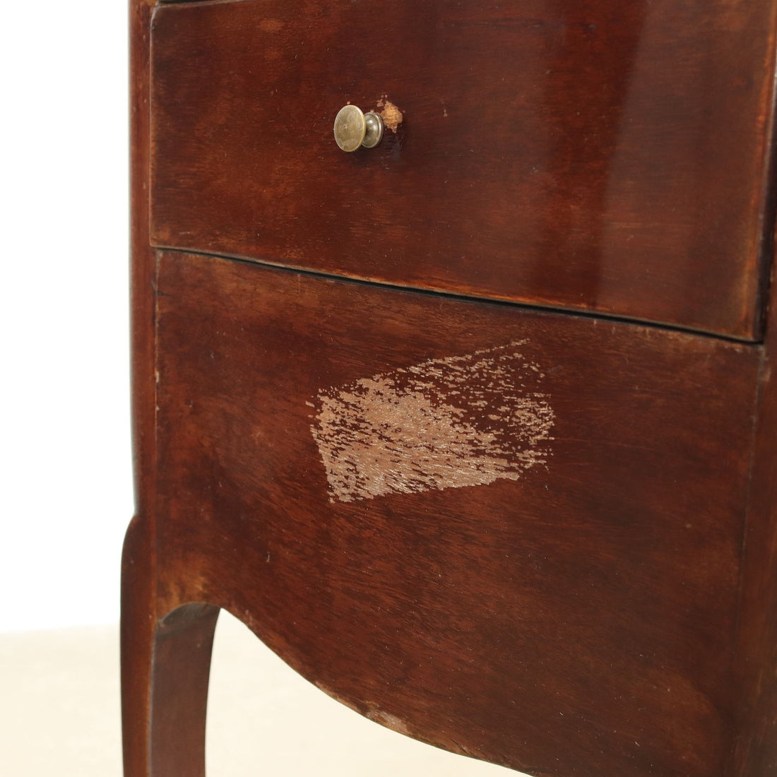  | Antiques  Side & Coffee Tables