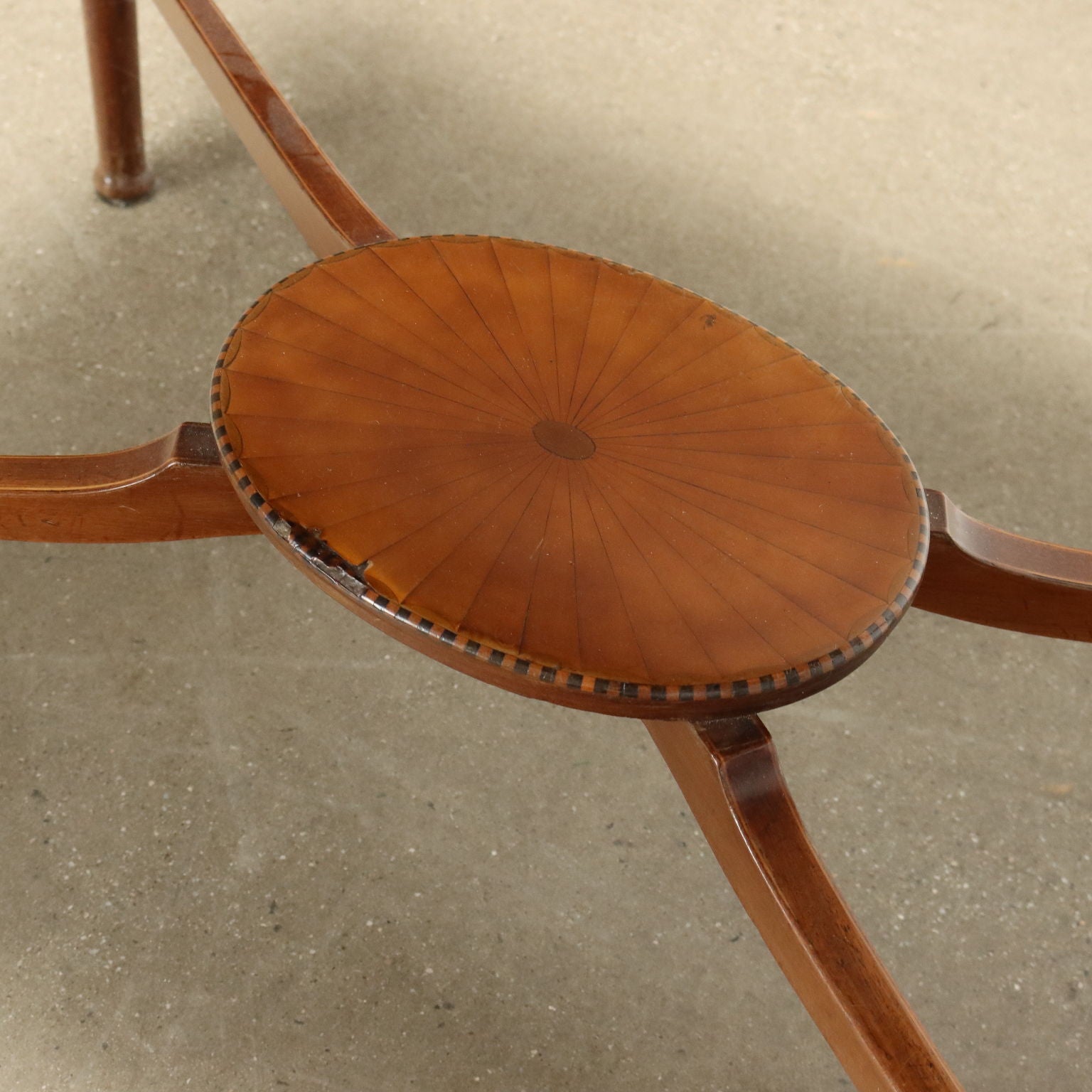  | Antiques  Side & Coffee Tables