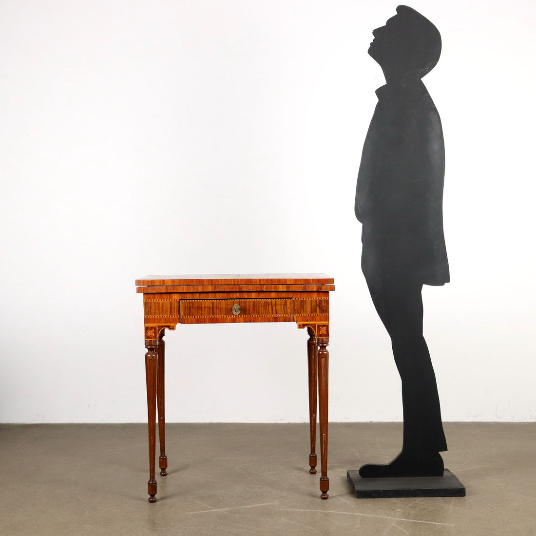  | Antiques  Side & Coffee Tables