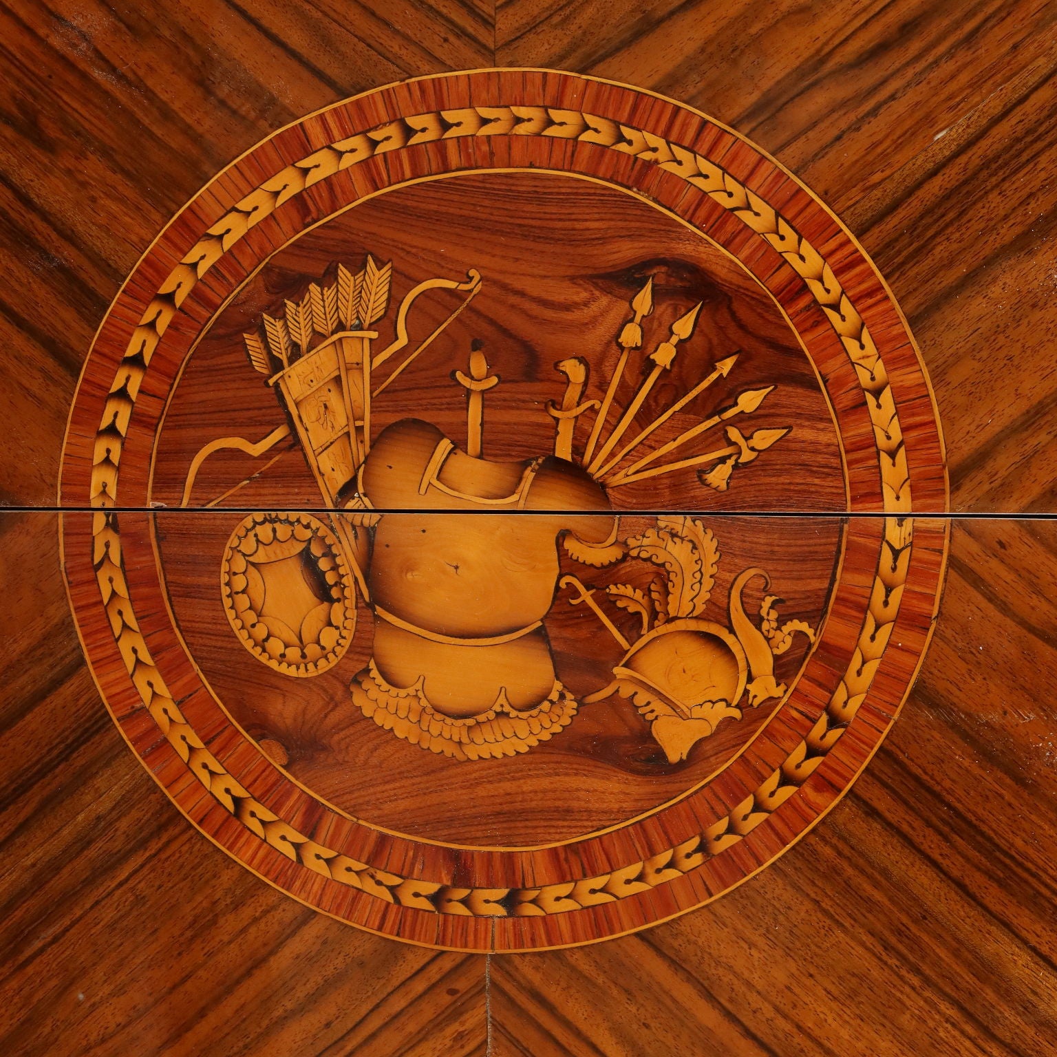  | Antiques  Side & Coffee Tables