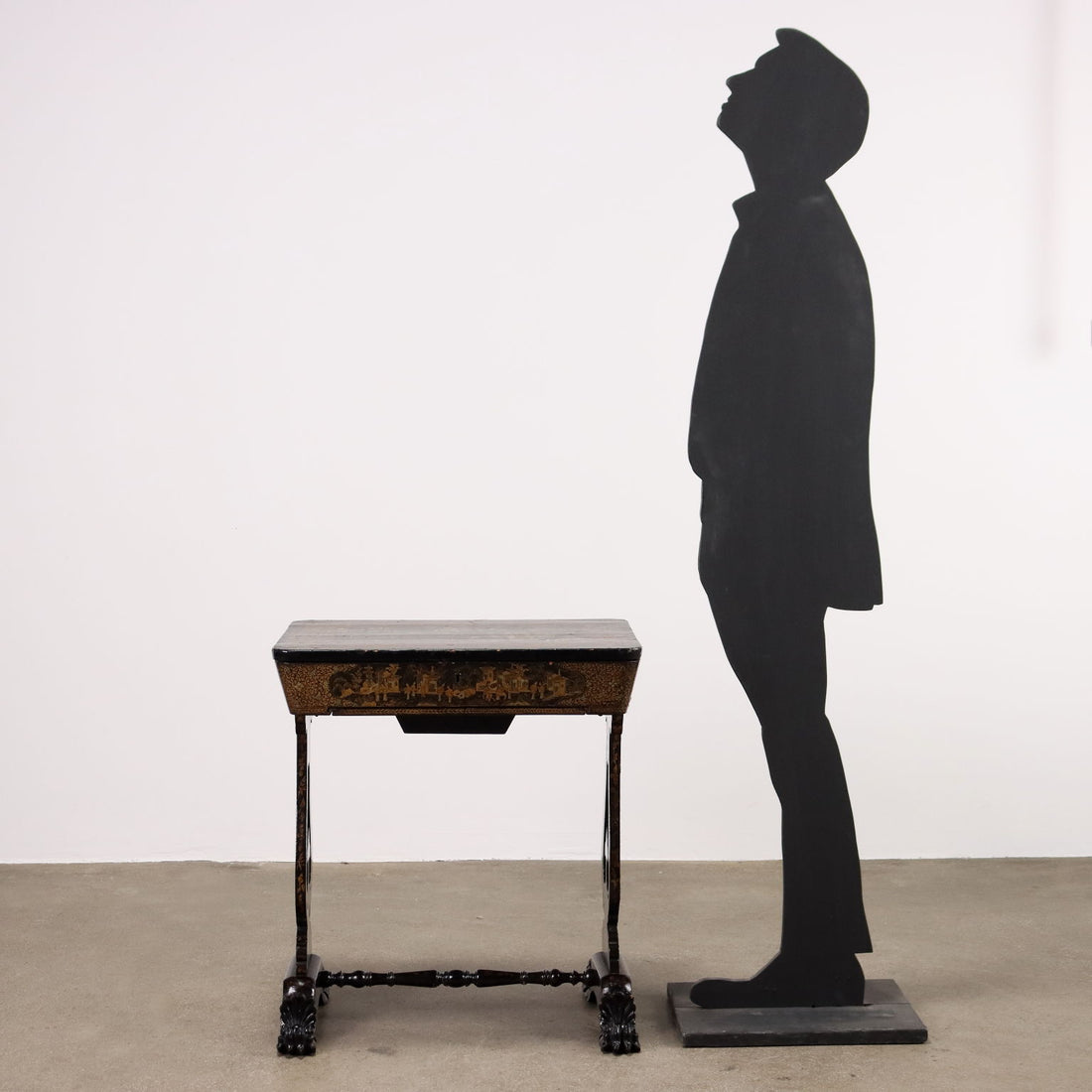  | Antiques  Side & Coffee Tables