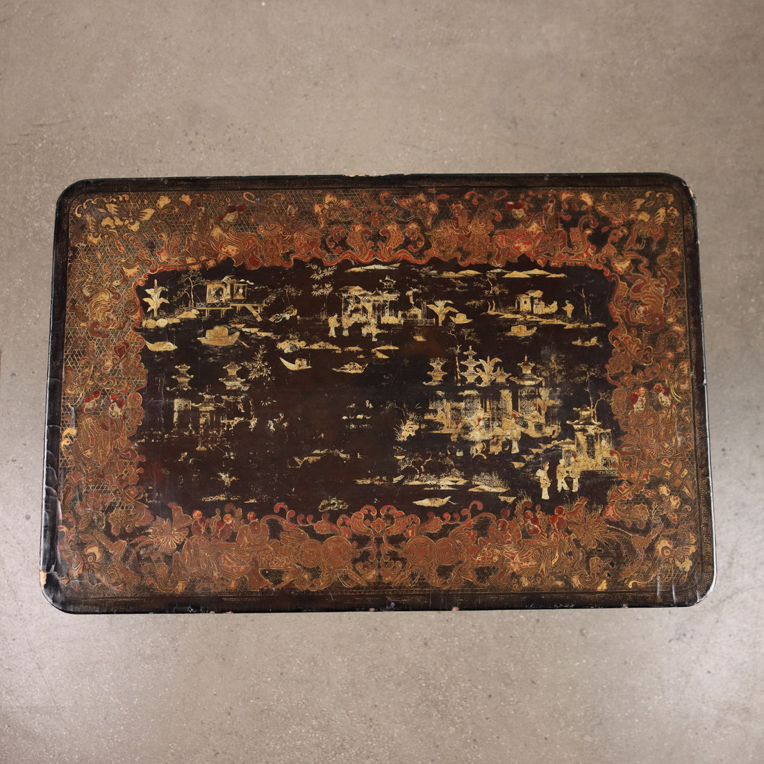  | Antiques  Side & Coffee Tables