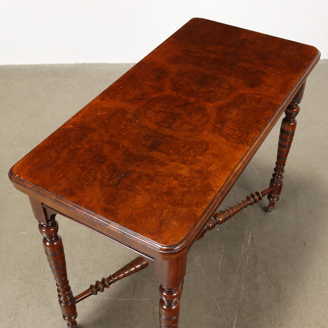  | Antiques  Side & Coffee Tables