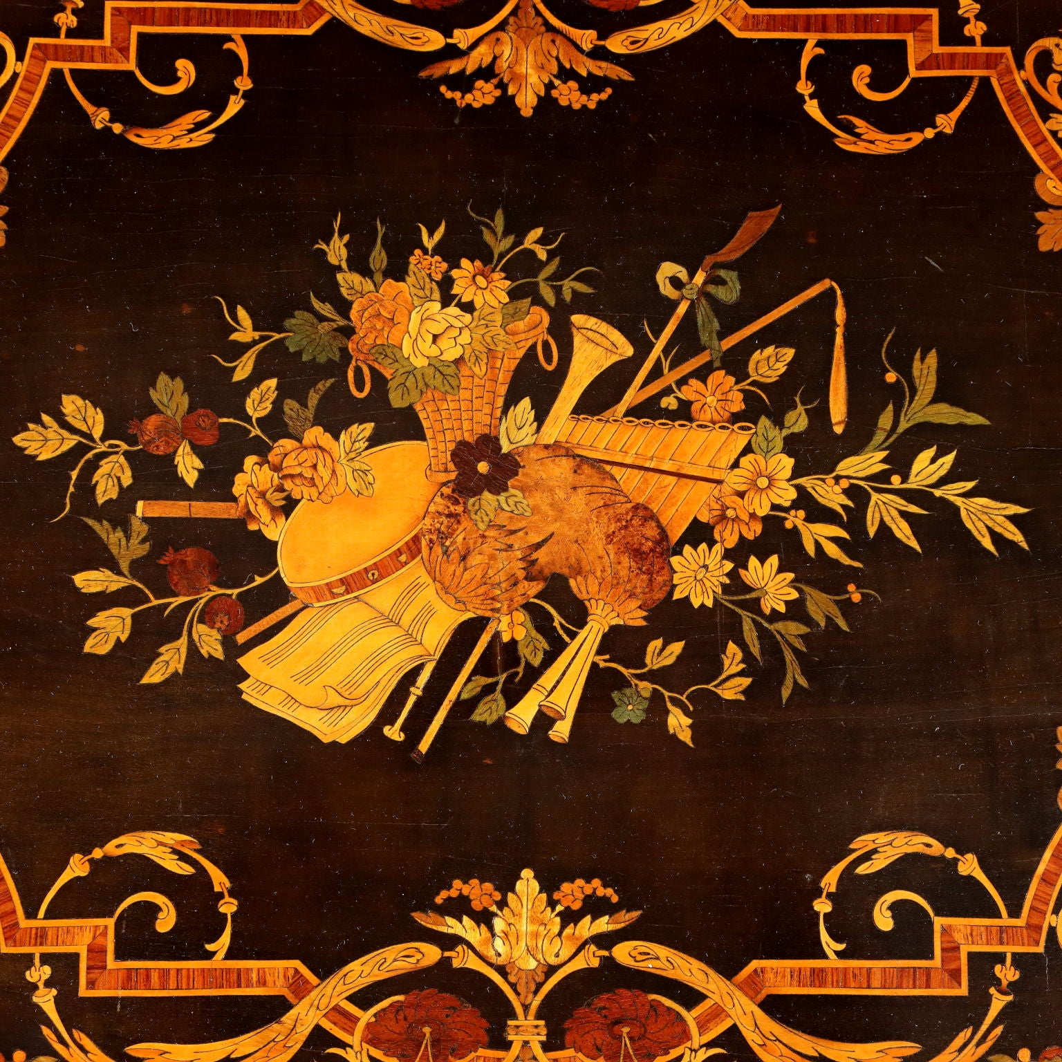  | Antiques  Side & Coffee Tables