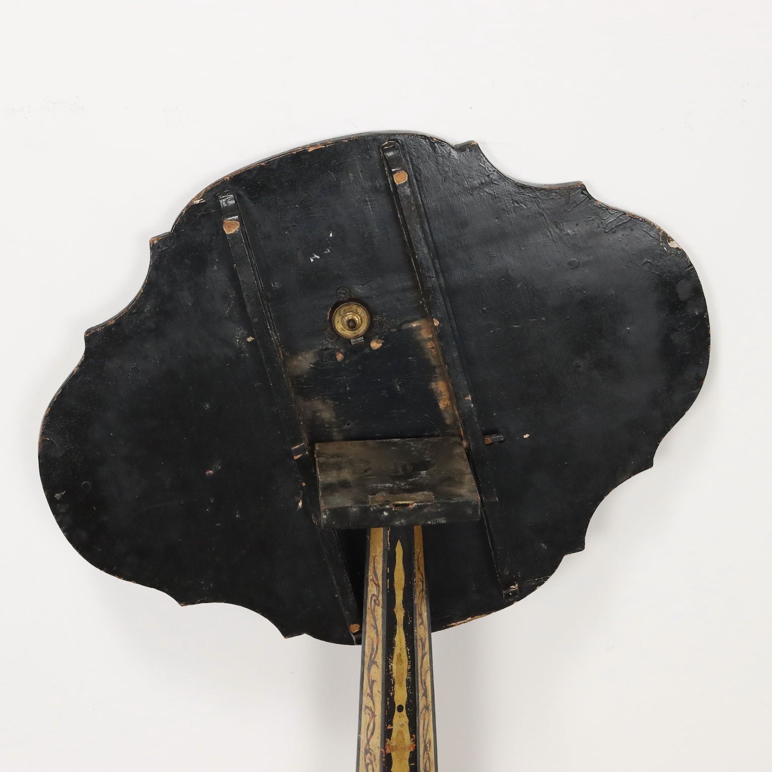  | Antiques  Side & Coffee Tables