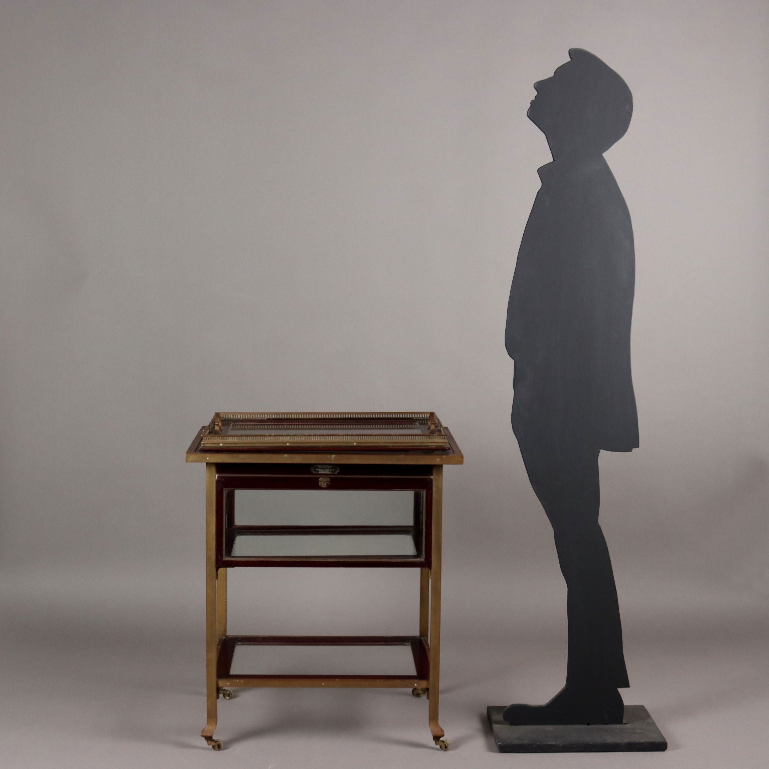  | Antiques  Side & Coffee Tables