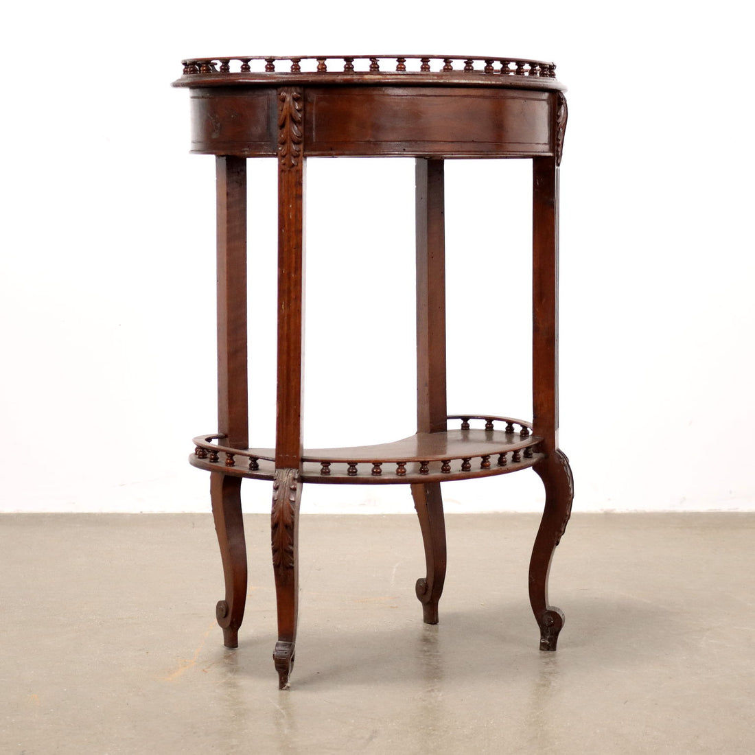  | Antiques  Side & Coffee Tables