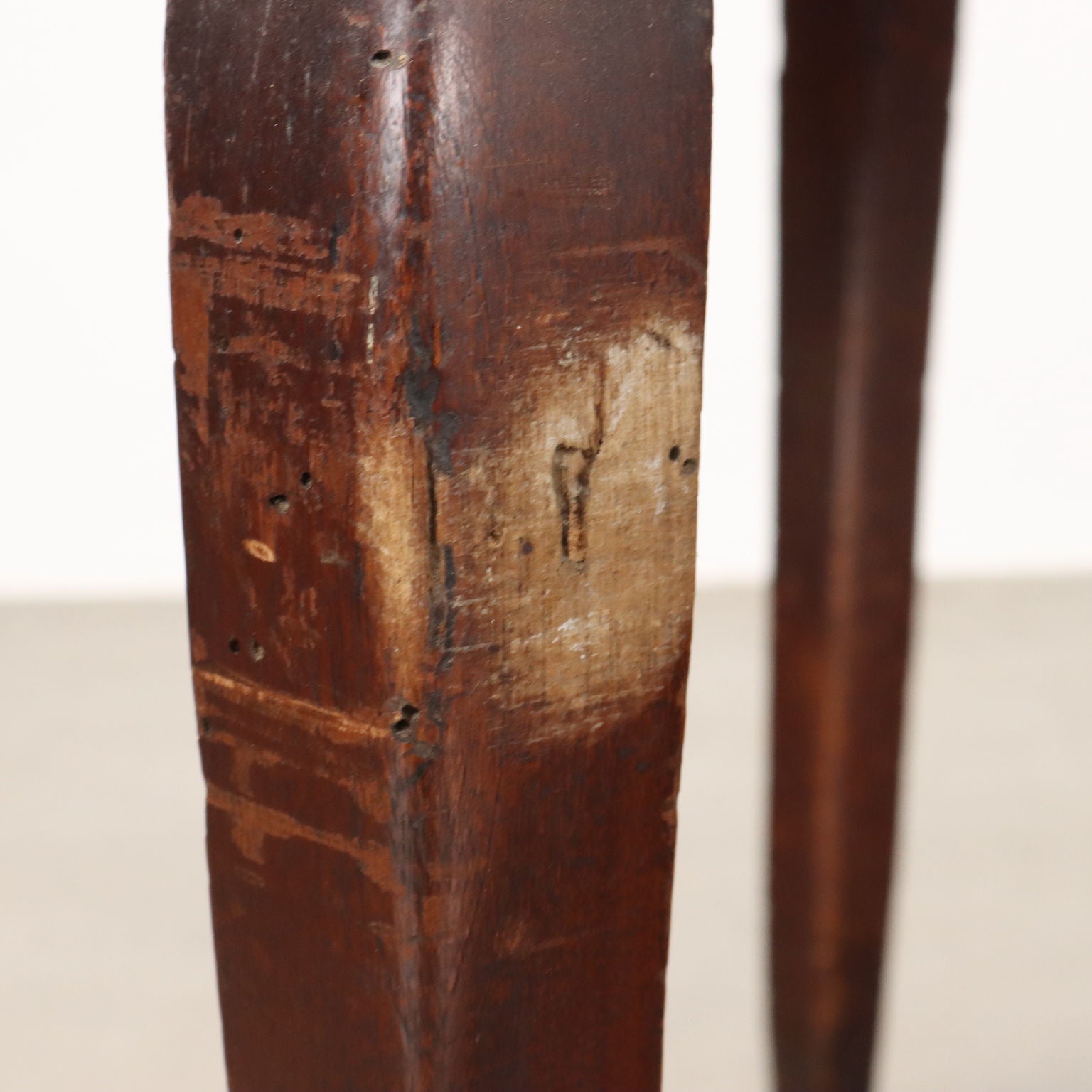  | Antiques  Side & Coffee Tables