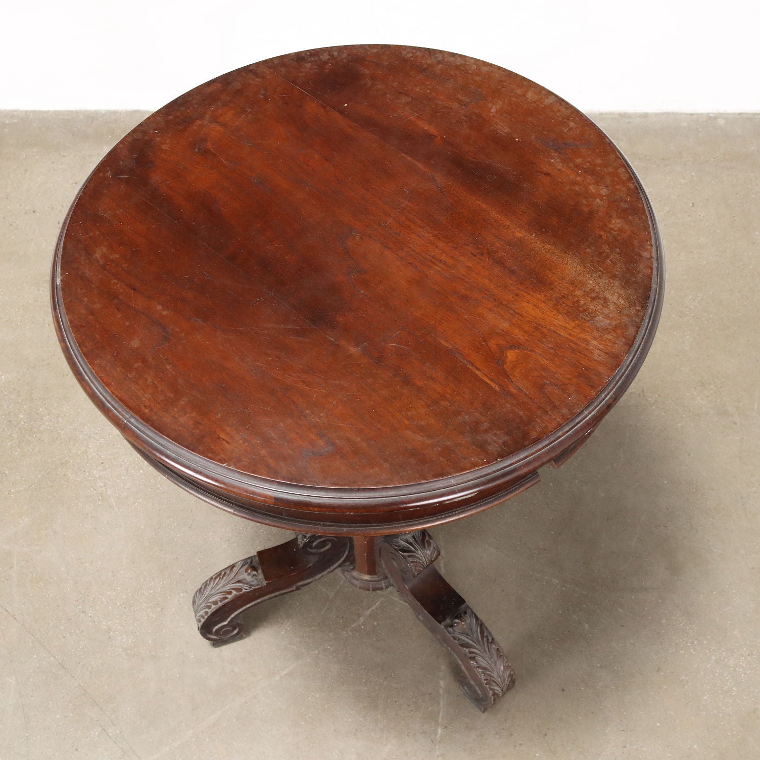  | Antiques  Side & Coffee Tables
