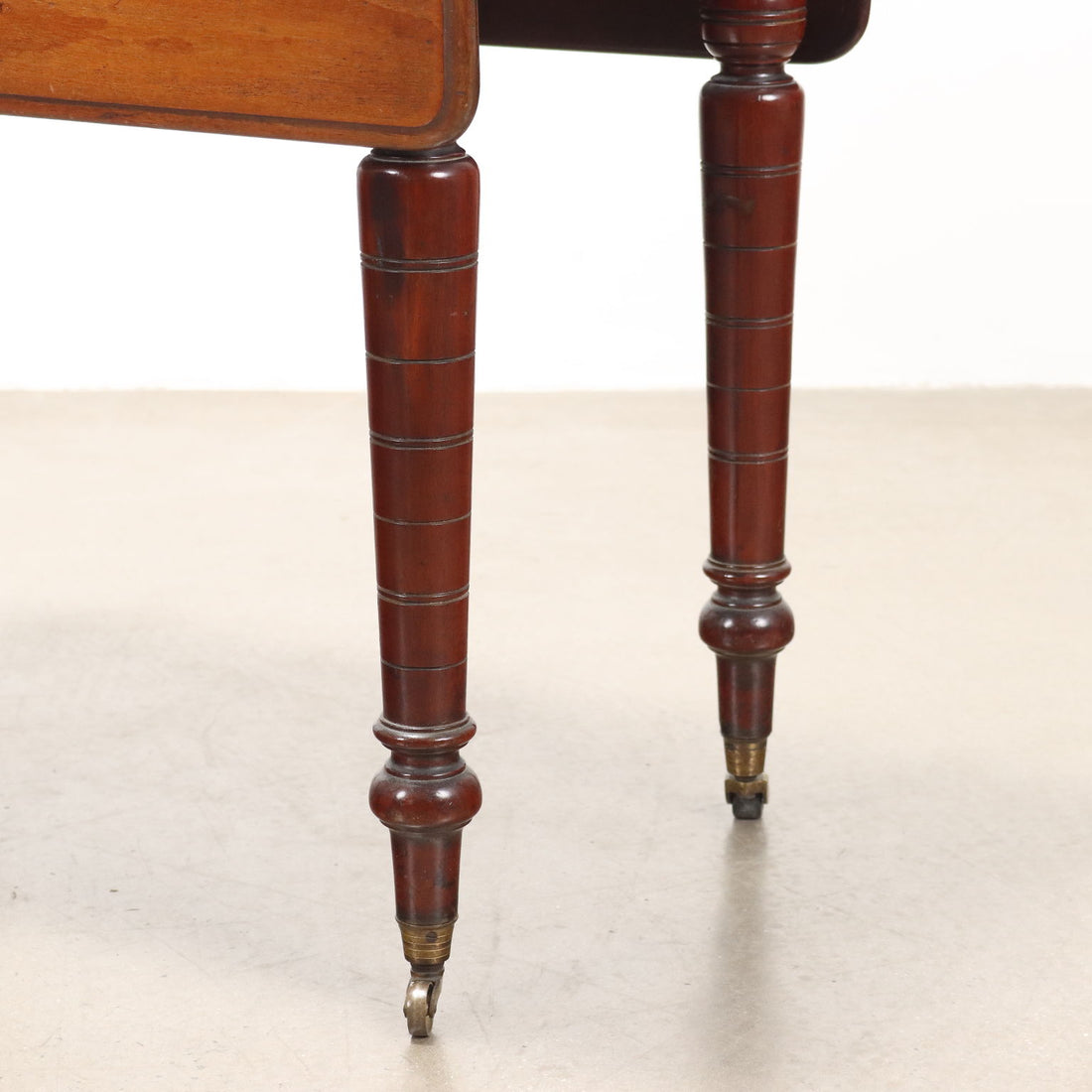  | Antiques  Side & Coffee Tables