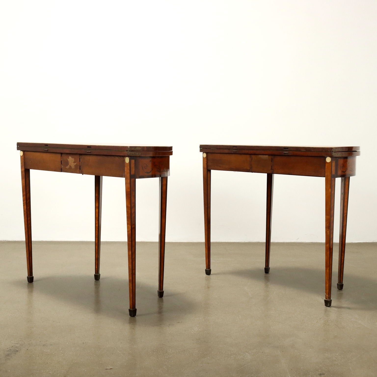  | Antiques  Side & Coffee Tables