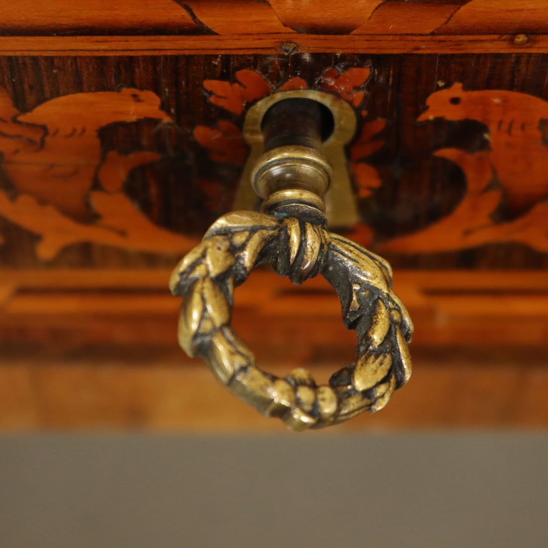  | Antiques  Side & Coffee Tables