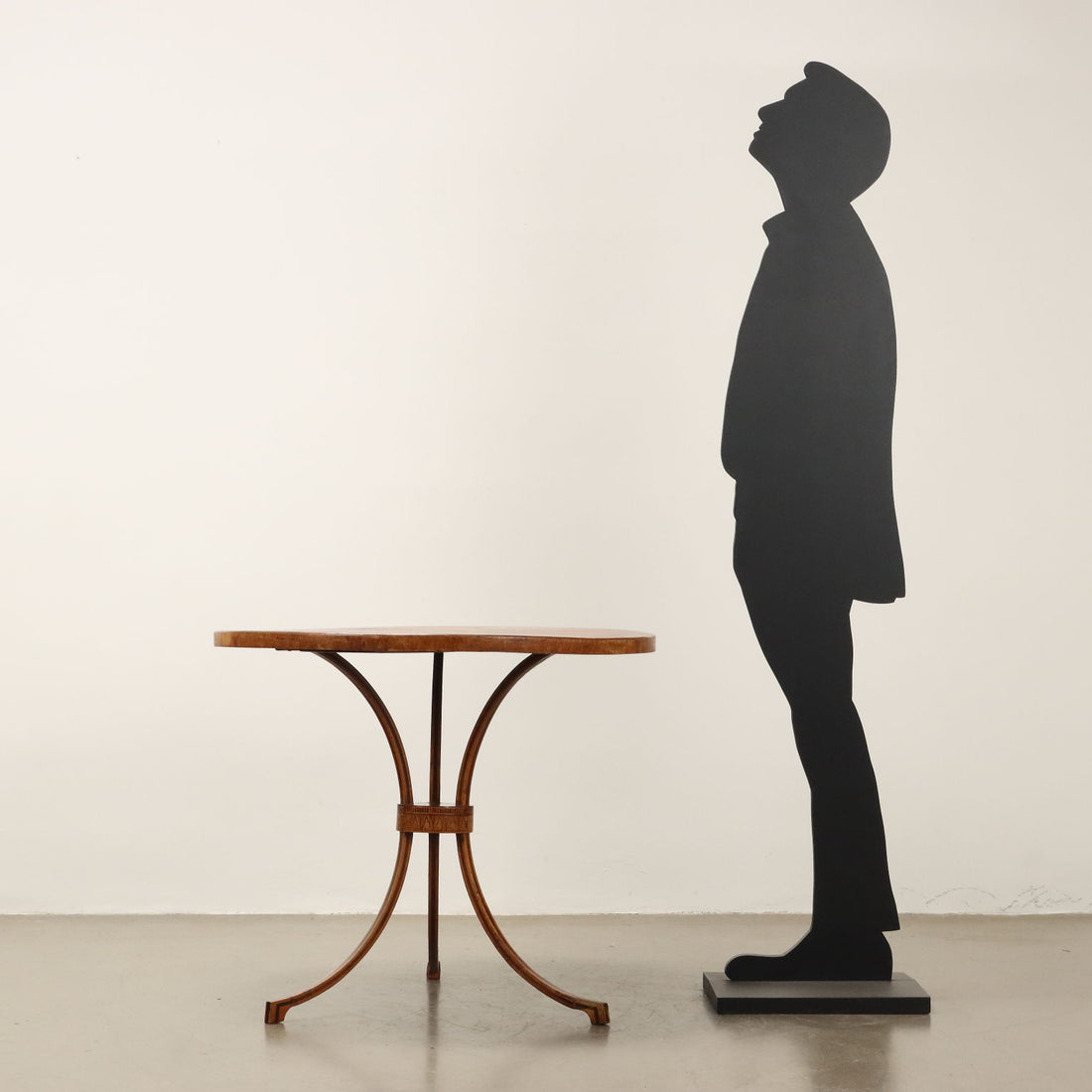  | Antiques  Side & Coffee Tables