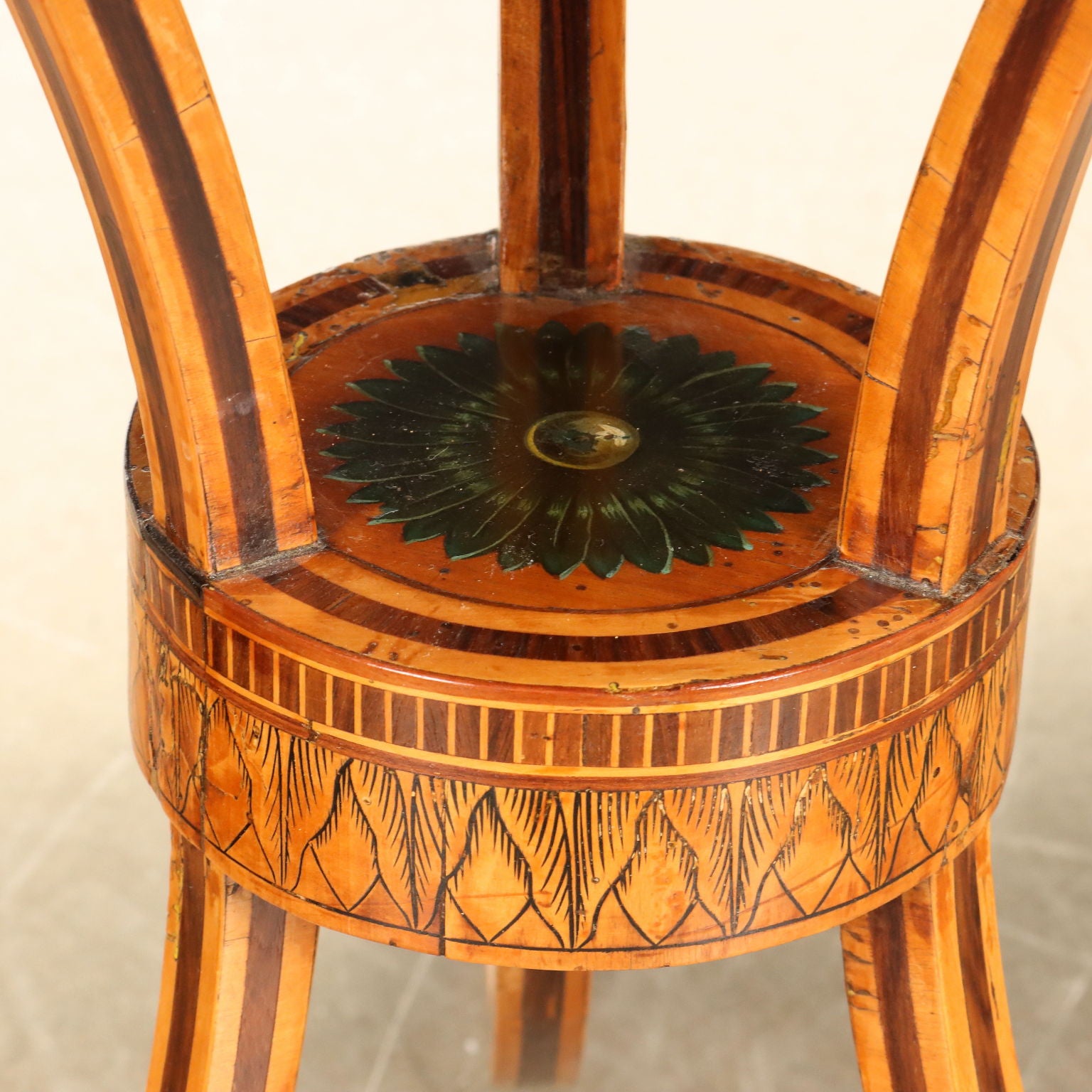  | Antiques  Side & Coffee Tables