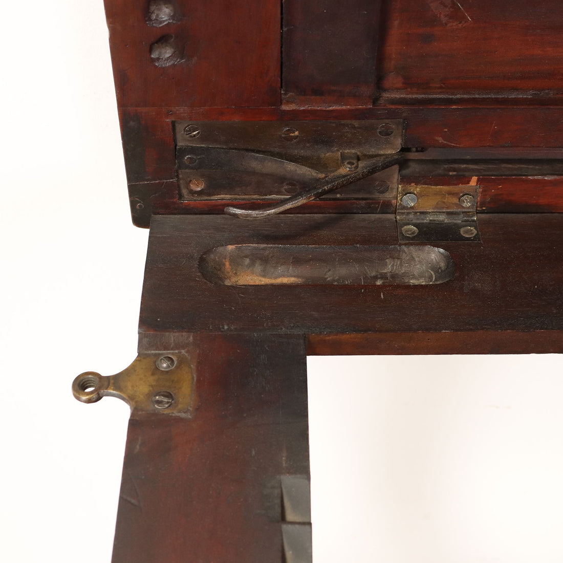  | Antiques  Side & Coffee Tables