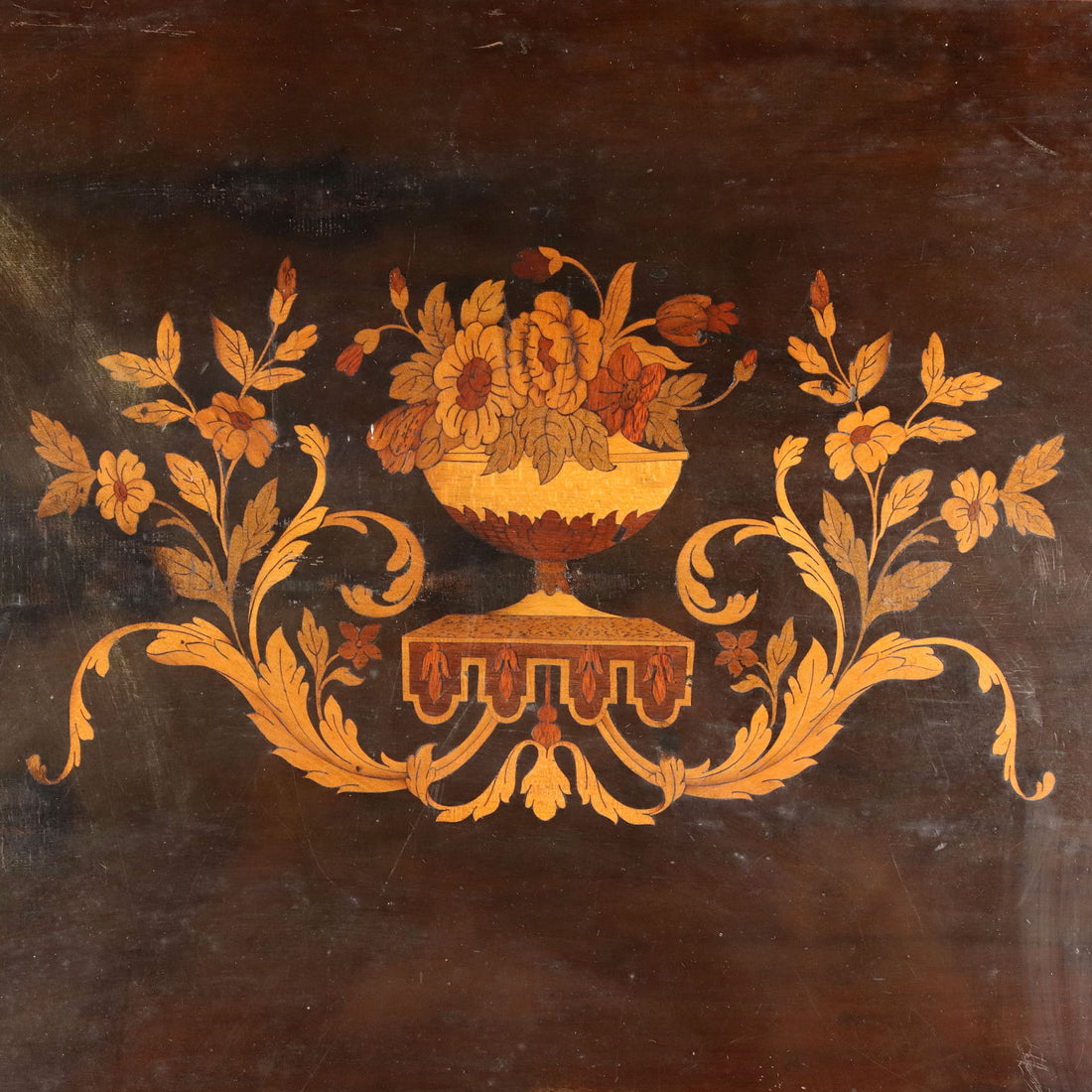  | Antiques  Side & Coffee Tables