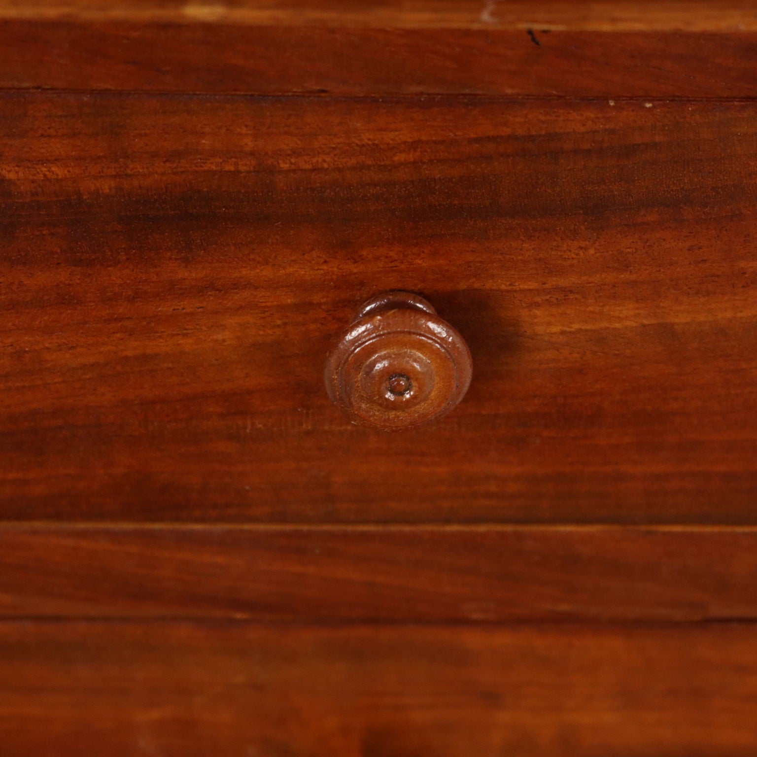  | Antiques  Side & Coffee Tables