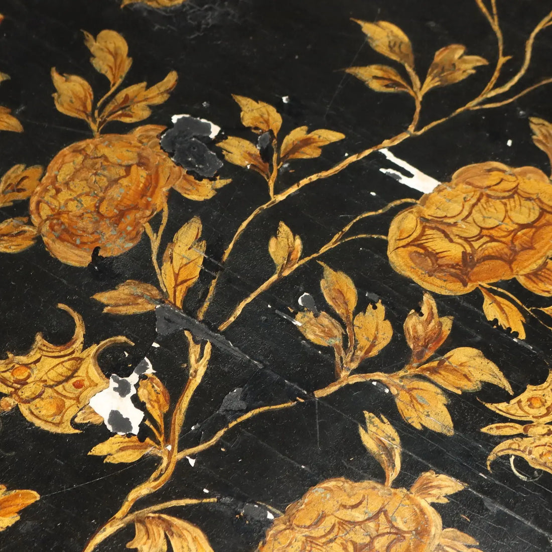 Antique Coffee Table Lacquered Painted Wood Italy XX Century - Italy, Early XX Century | Antiques  Side & Coffee Tables
