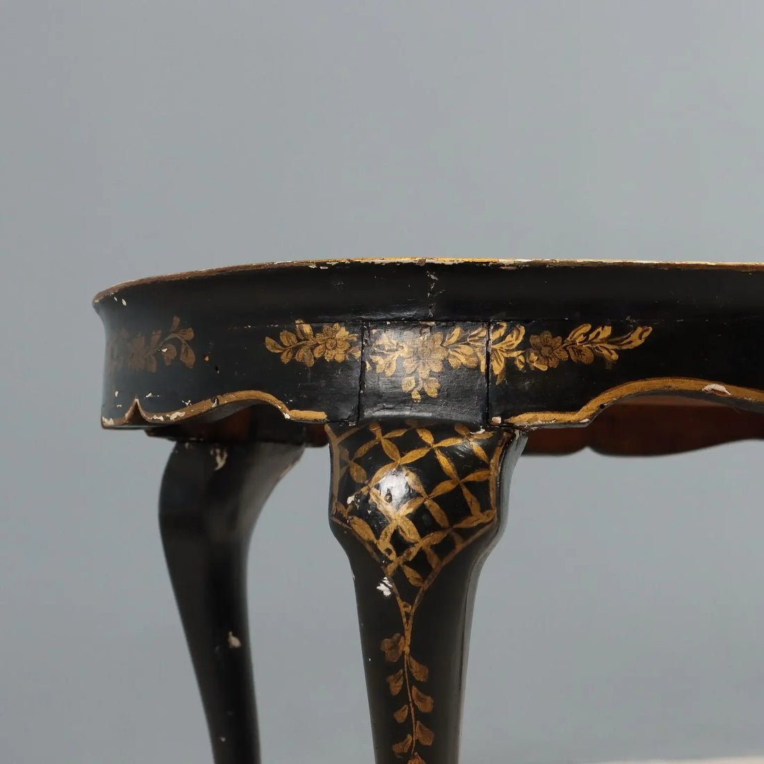 Antique Coffee Table Lacquered Painted Wood Italy XX Century - Italy, Early XX Century | Antiques  Side & Coffee Tables