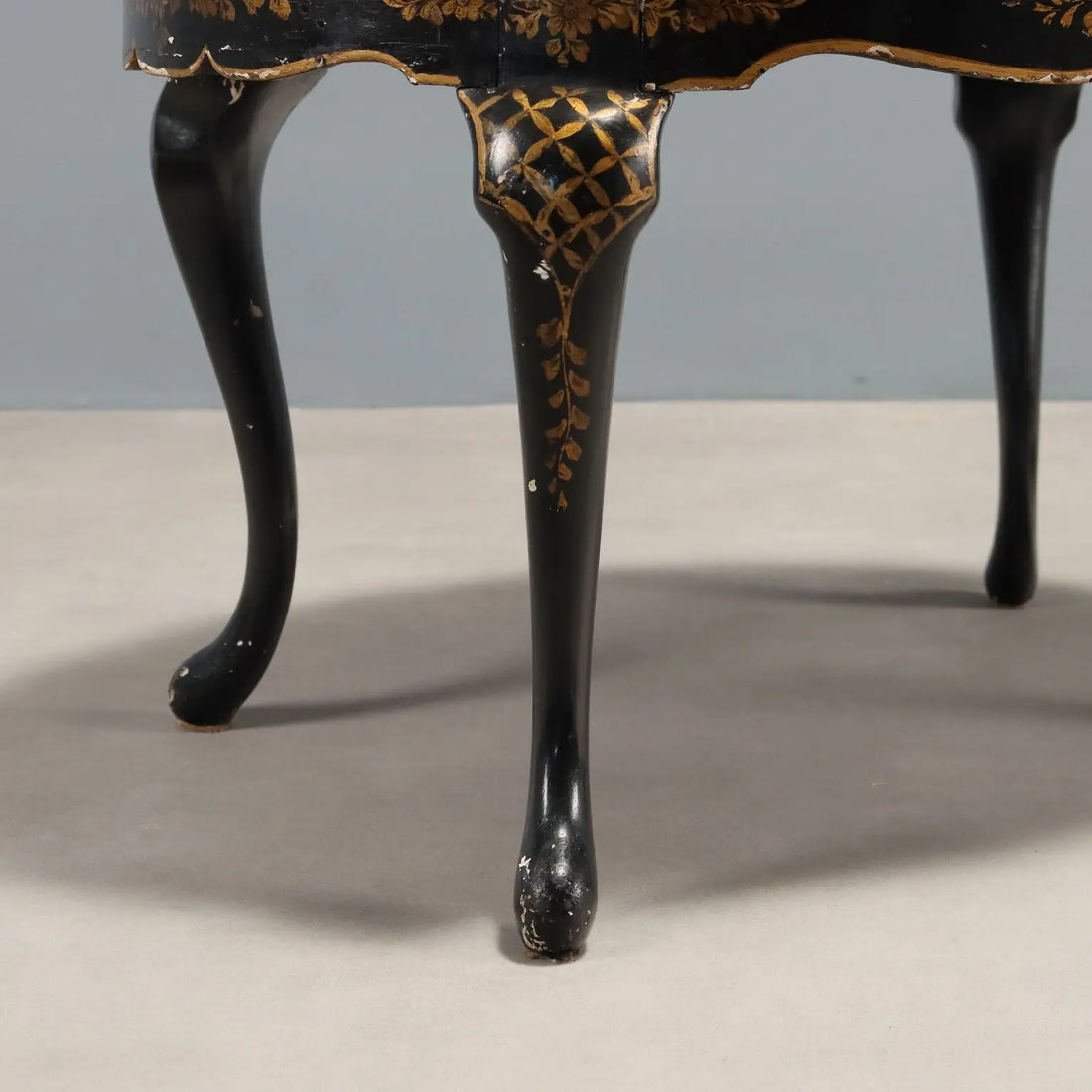 Antique Coffee Table Lacquered Painted Wood Italy XX Century - Italy, Early XX Century | Antiques  Side & Coffee Tables